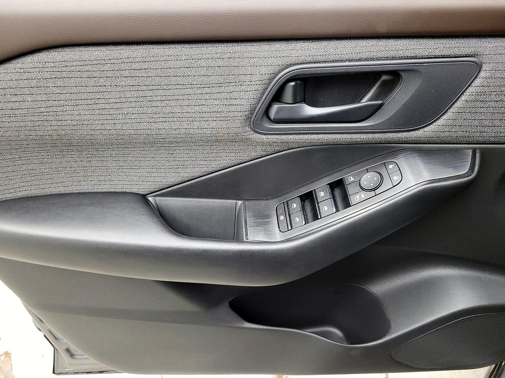 Thumbnail: 2023 Nissan Rogue - 12