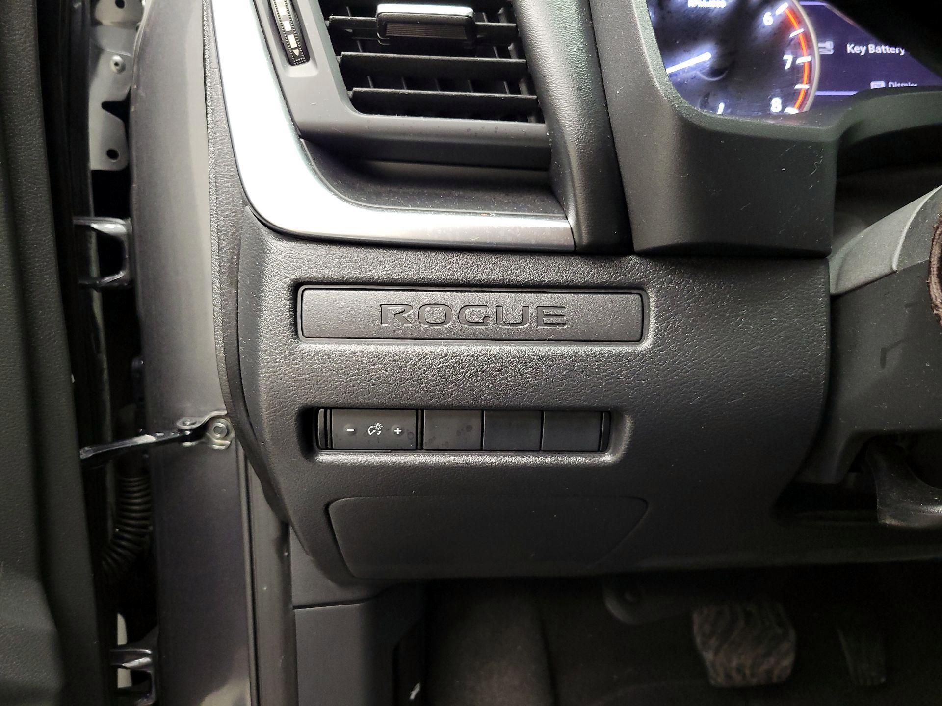 Thumbnail: 2023 Nissan Rogue - 13