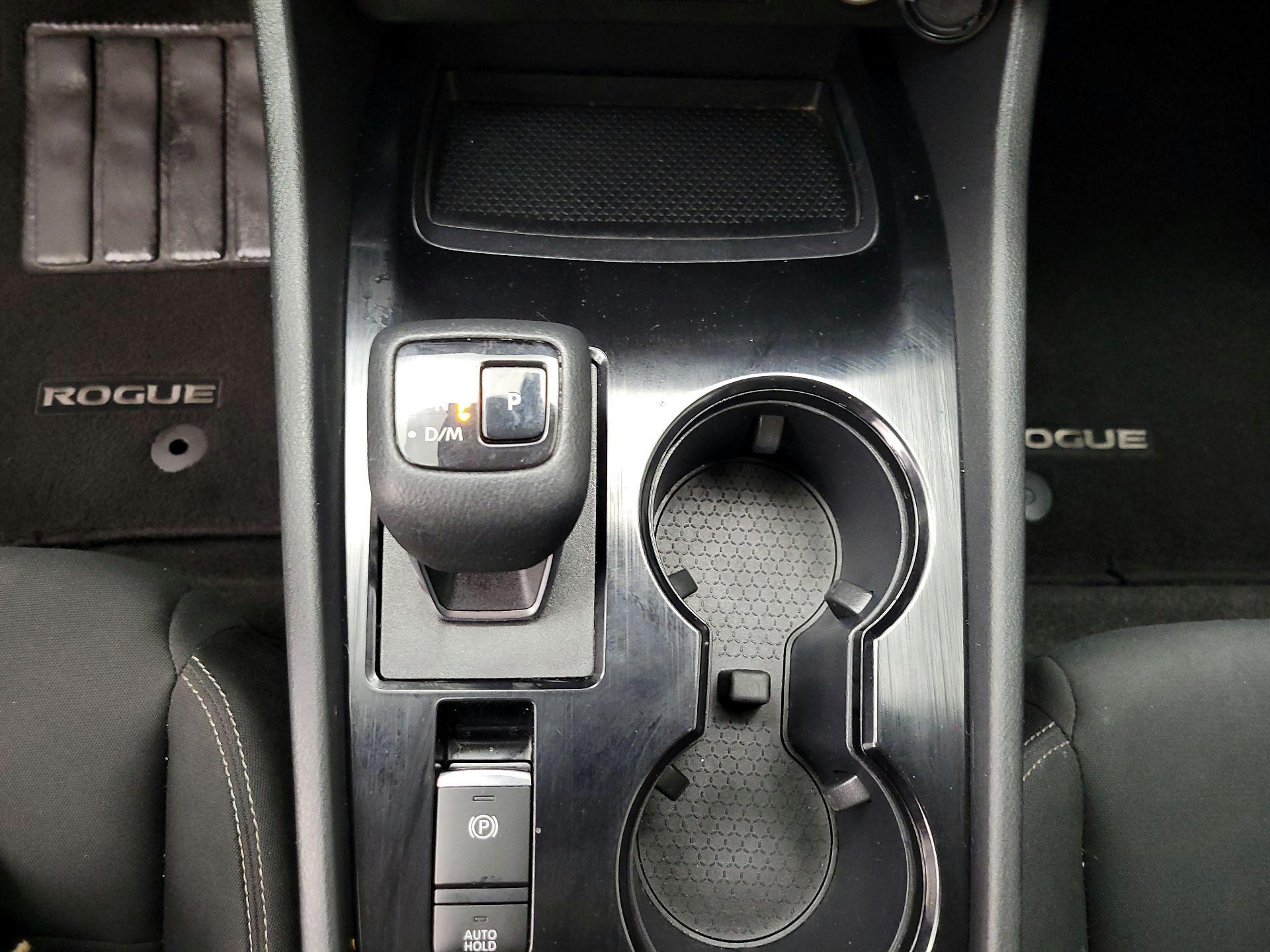 Thumbnail: 2023 Nissan Rogue - 17