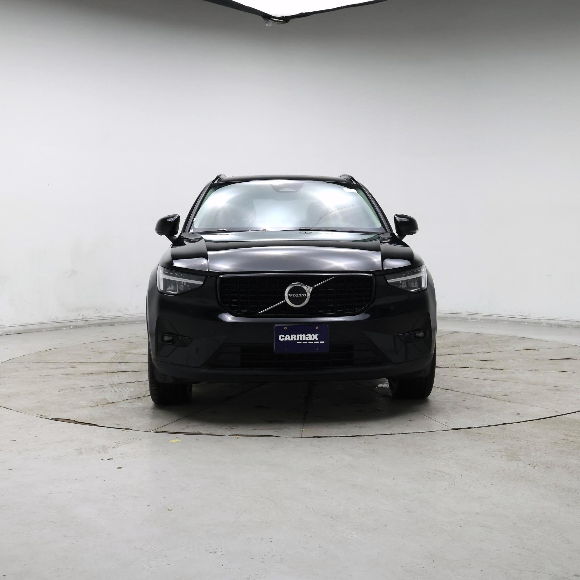 Thumbnail: 2025 Volvo XC40 - 5