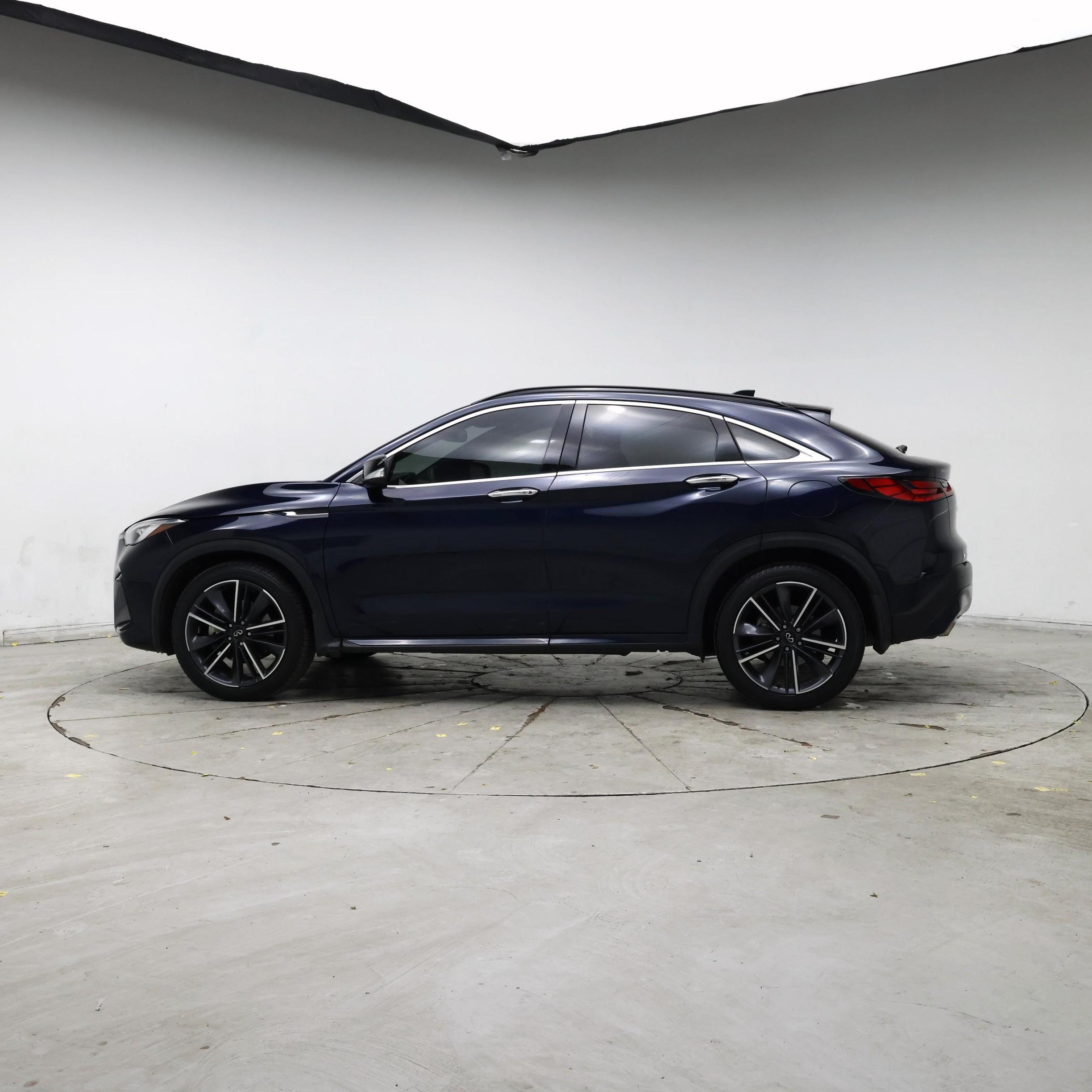 Thumbnail: 2023 INFINITI QX55 - 3