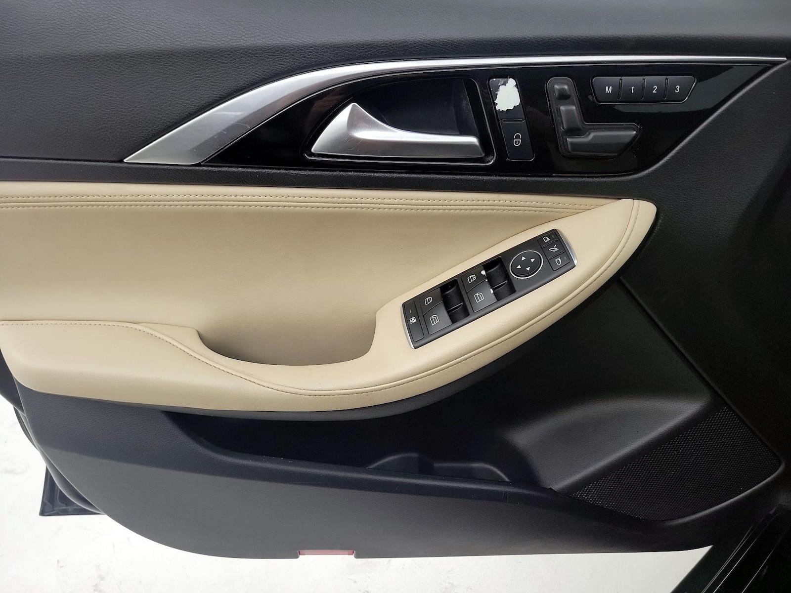 2017 INFINITI QX30 Premium - Photo 13