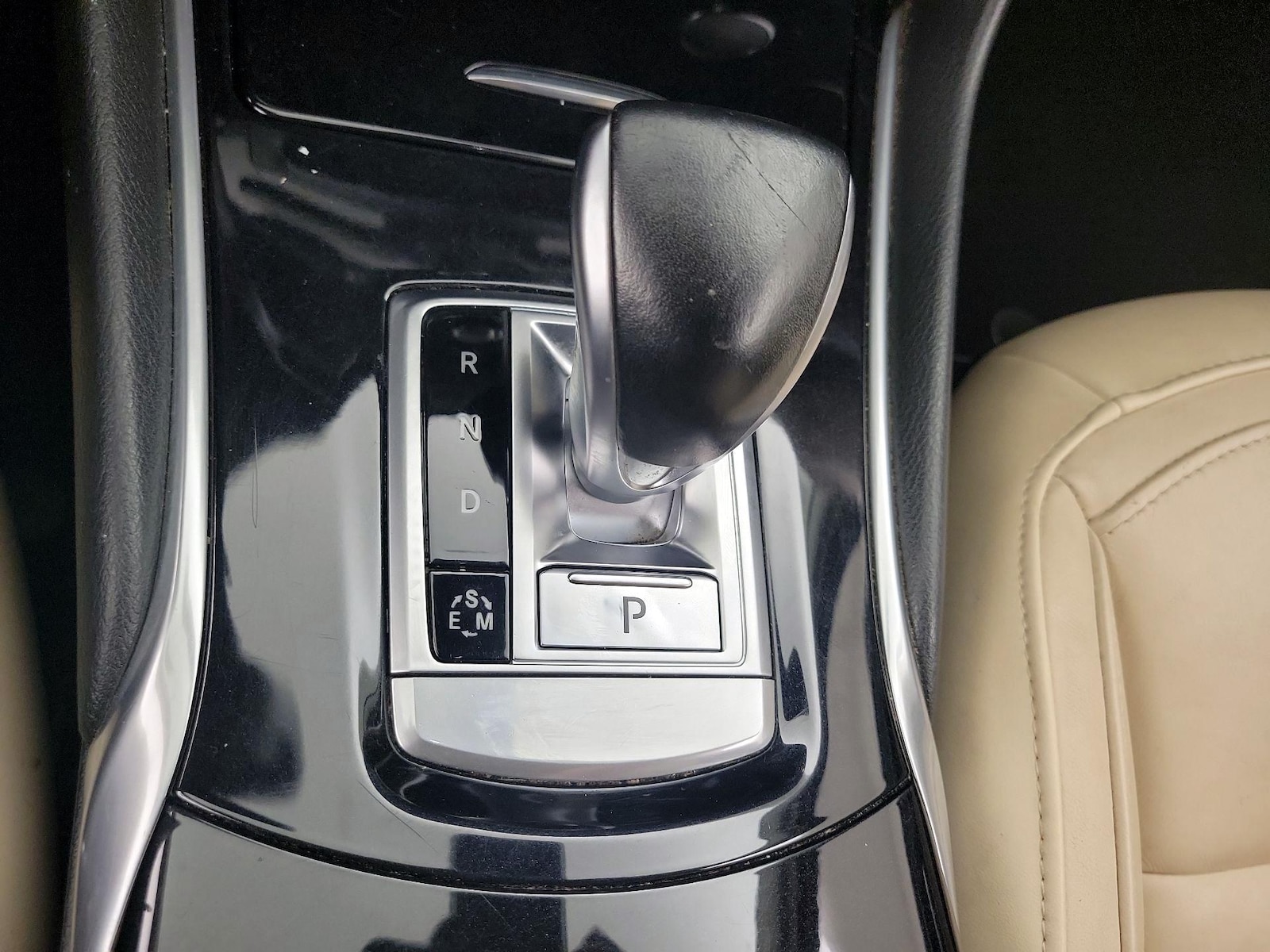 2017 INFINITI QX30 Premium - Photo 18
