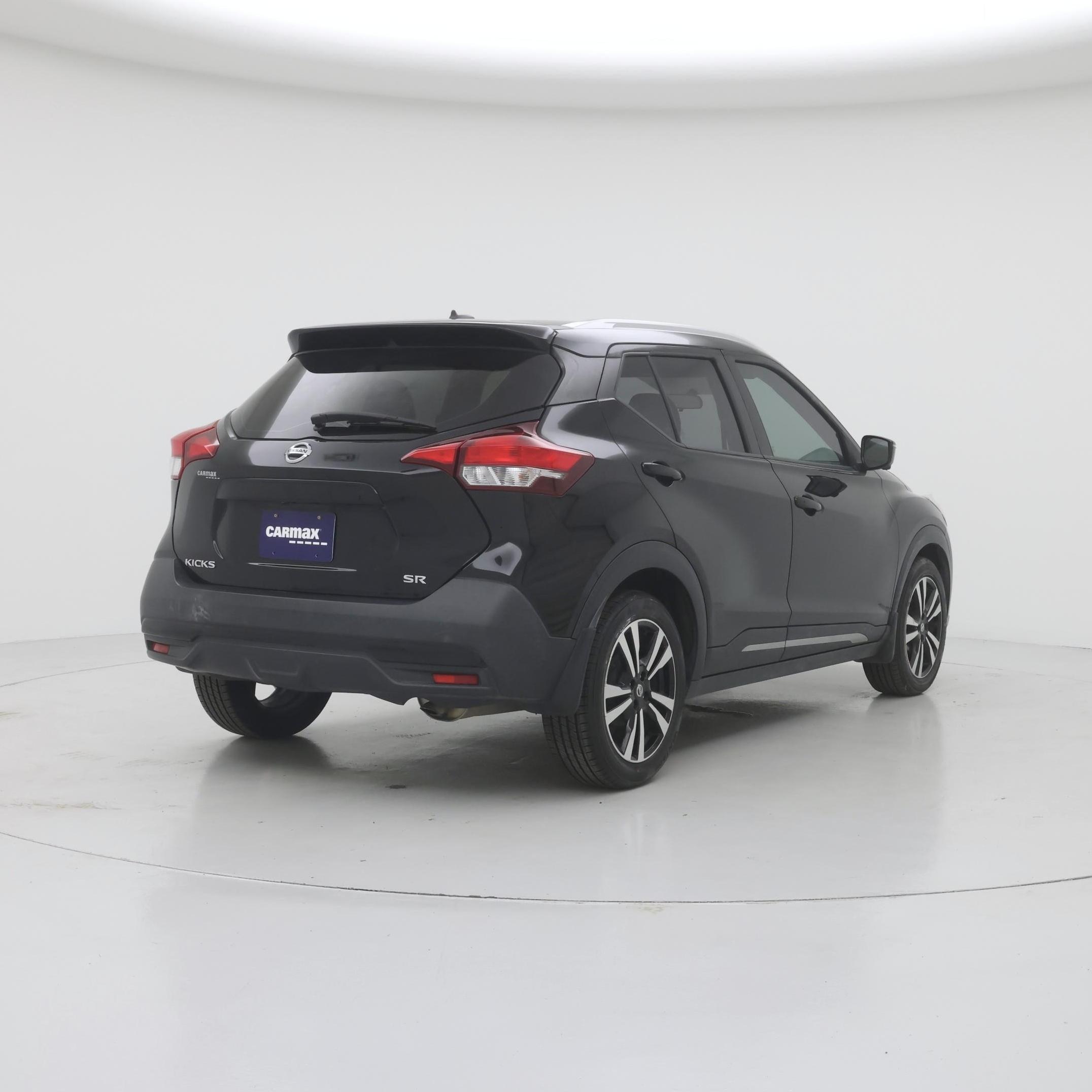 Thumbnail: 2019 Nissan Kicks - 8