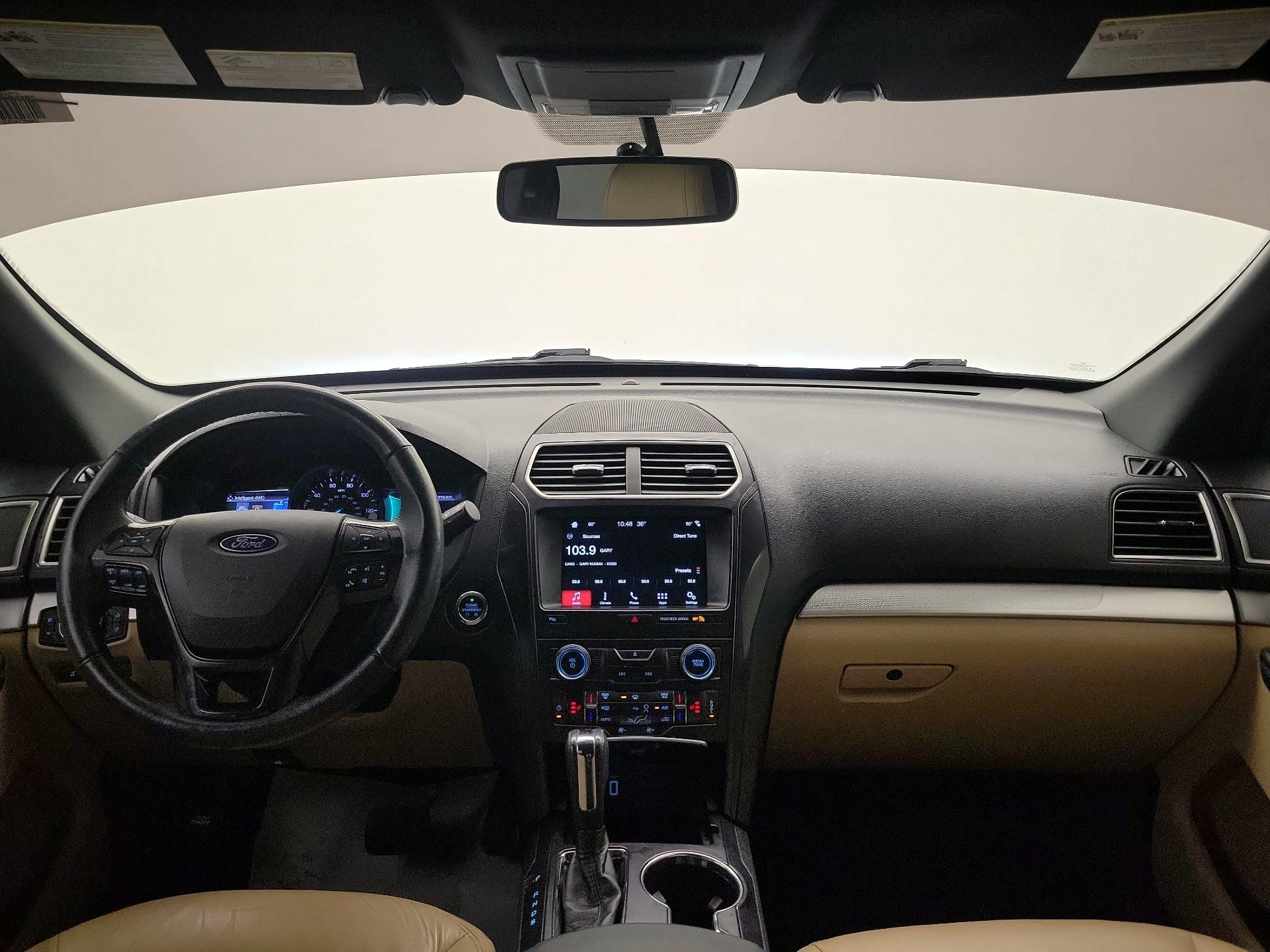 Thumbnail: 2017 Ford Explorer - 9