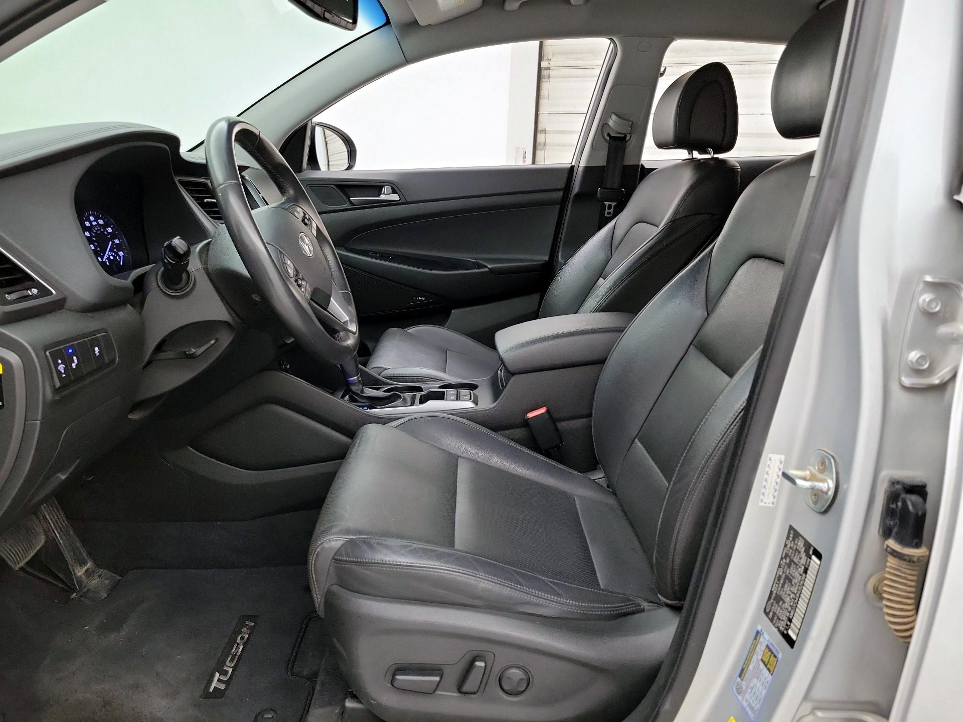 Thumbnail: 2017 Hyundai Tucson - 11