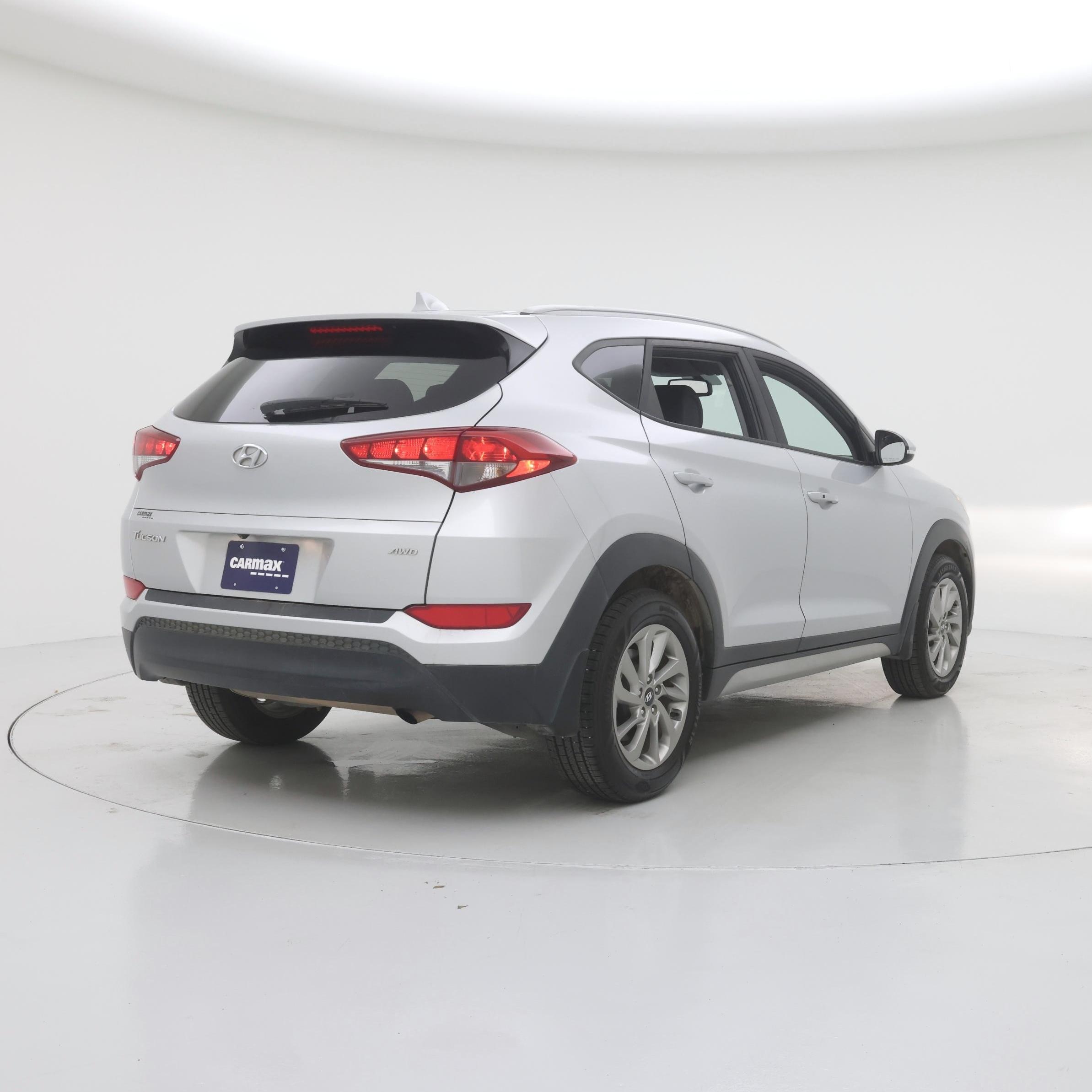 Thumbnail: 2017 Hyundai Tucson - 8