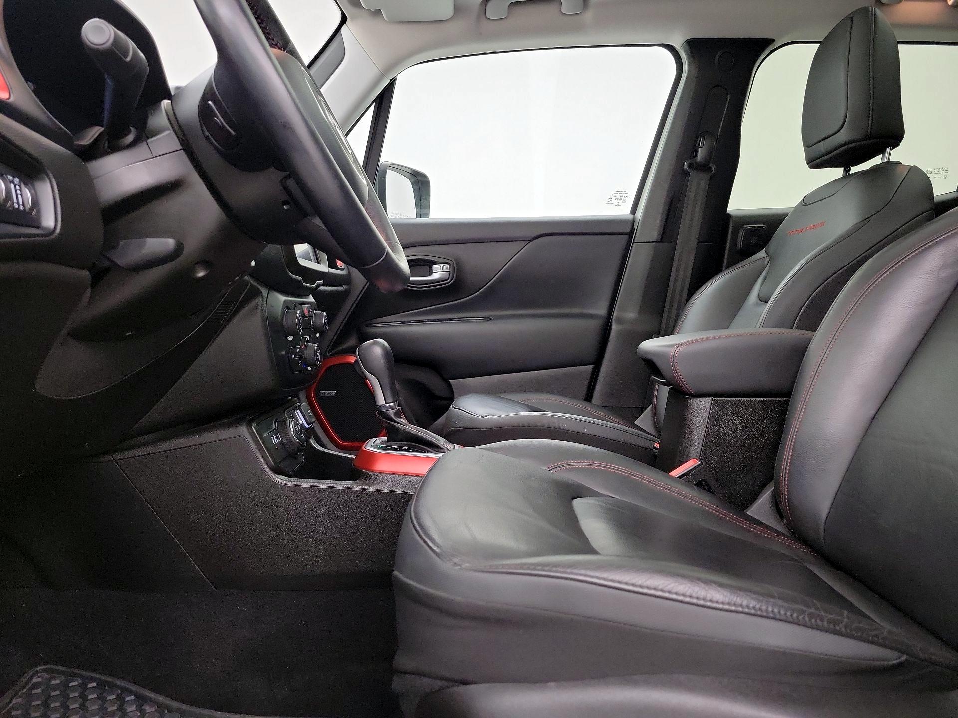 Thumbnail: 2021 Jeep Renegade - 11