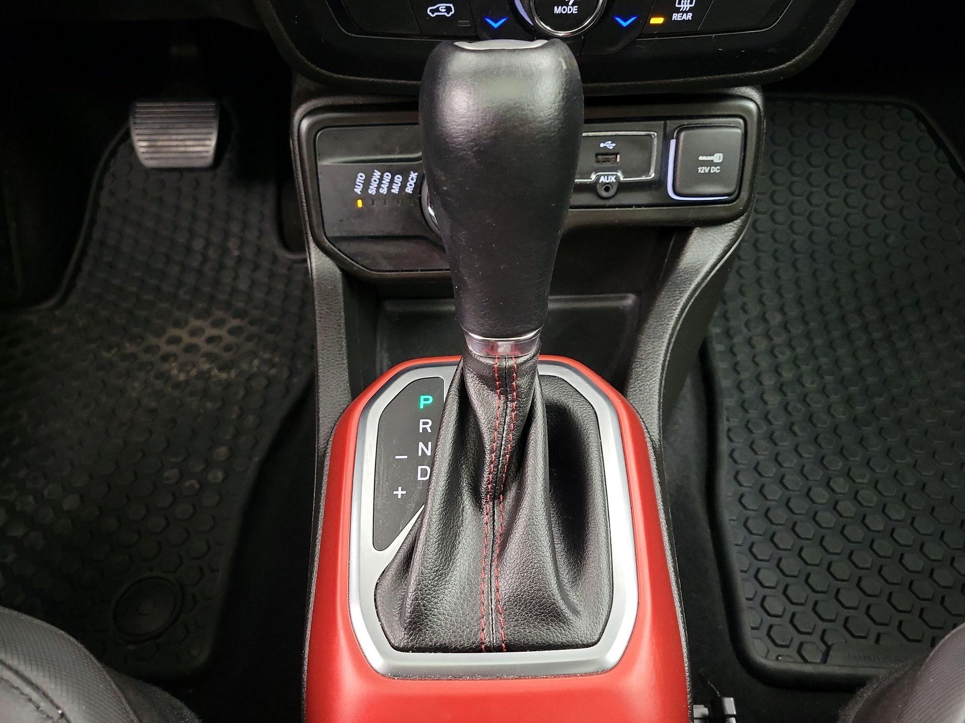 Thumbnail: 2021 Jeep Renegade - 17