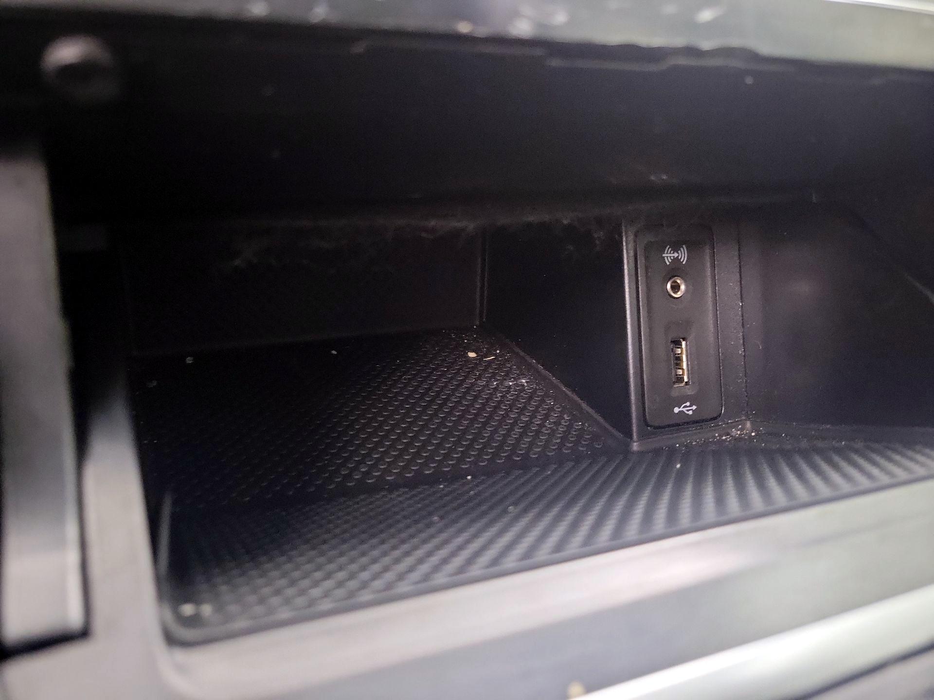 Thumbnail: 2018 Volkswagen Golf - 18