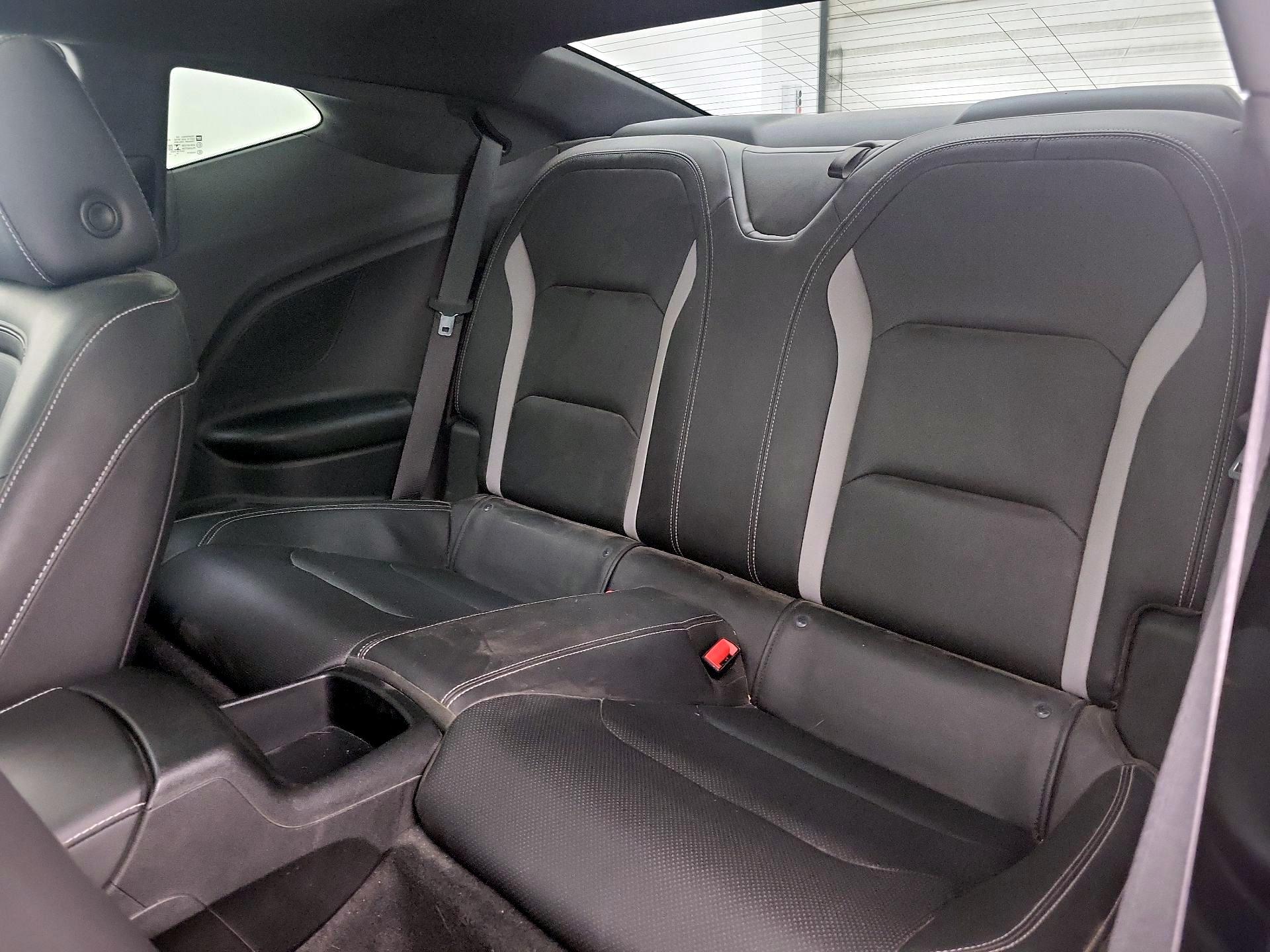 Thumbnail: 2019 Chevrolet Camaro - 19