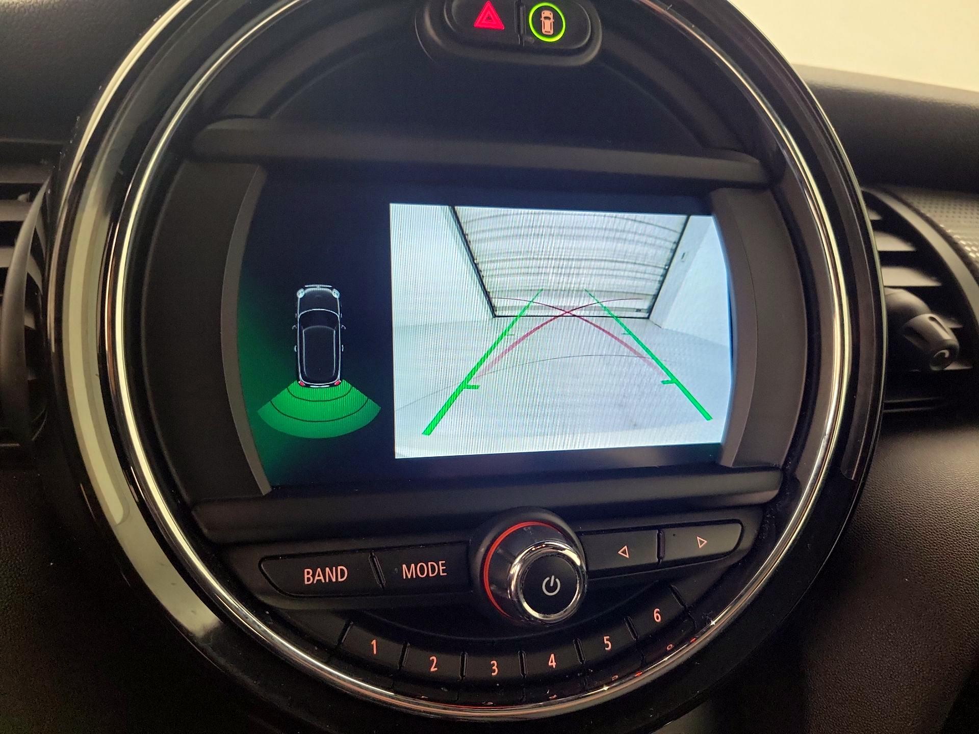 Thumbnail: 2021 MINI Cooper Hardtop - 14