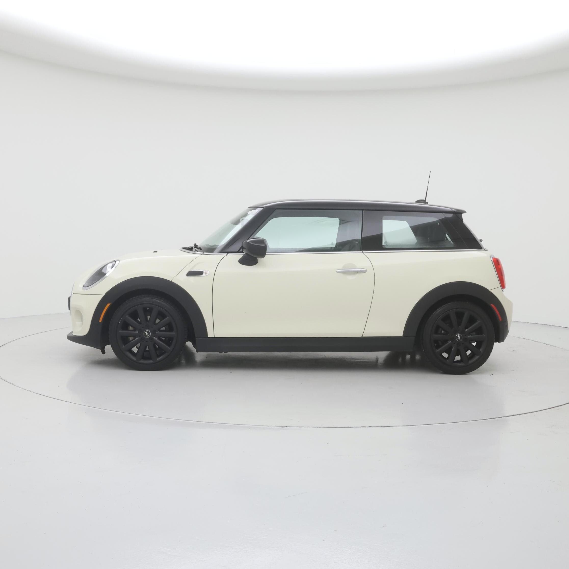 Thumbnail: 2021 MINI Cooper Hardtop - 3