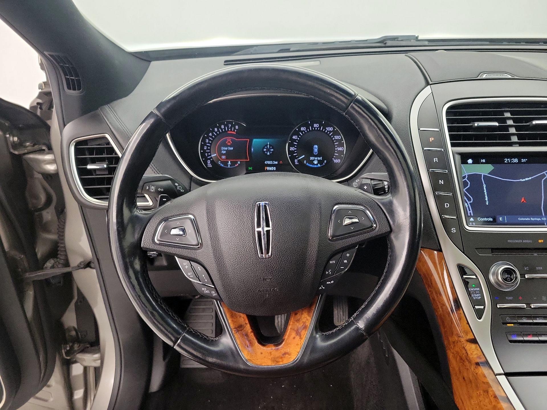 Thumbnail: 2016 Lincoln MKX - 10