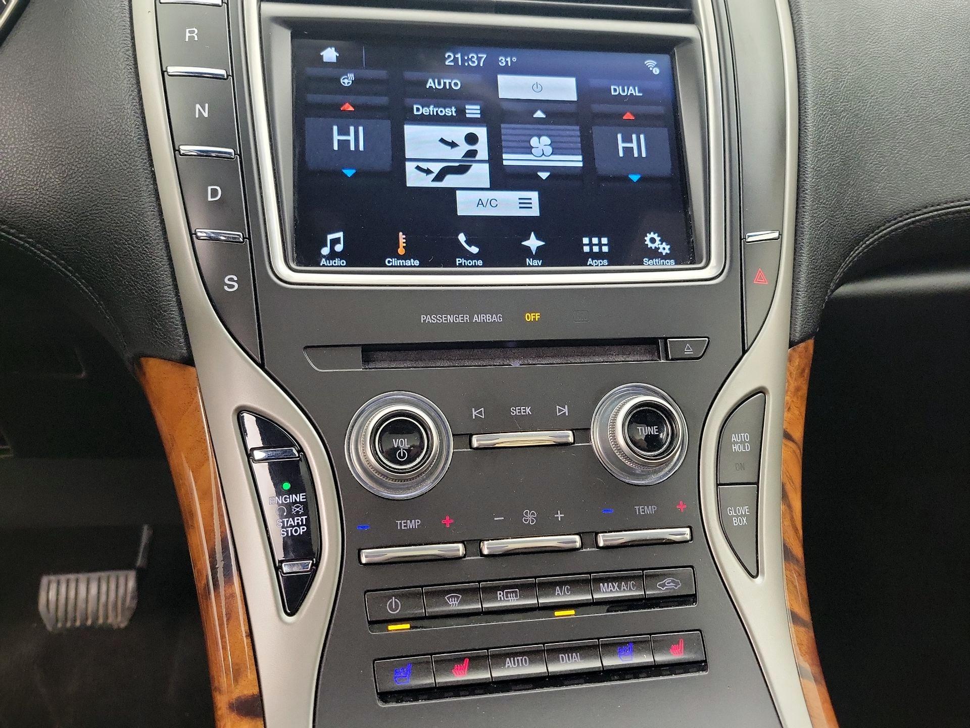 Thumbnail: 2016 Lincoln MKX - 17