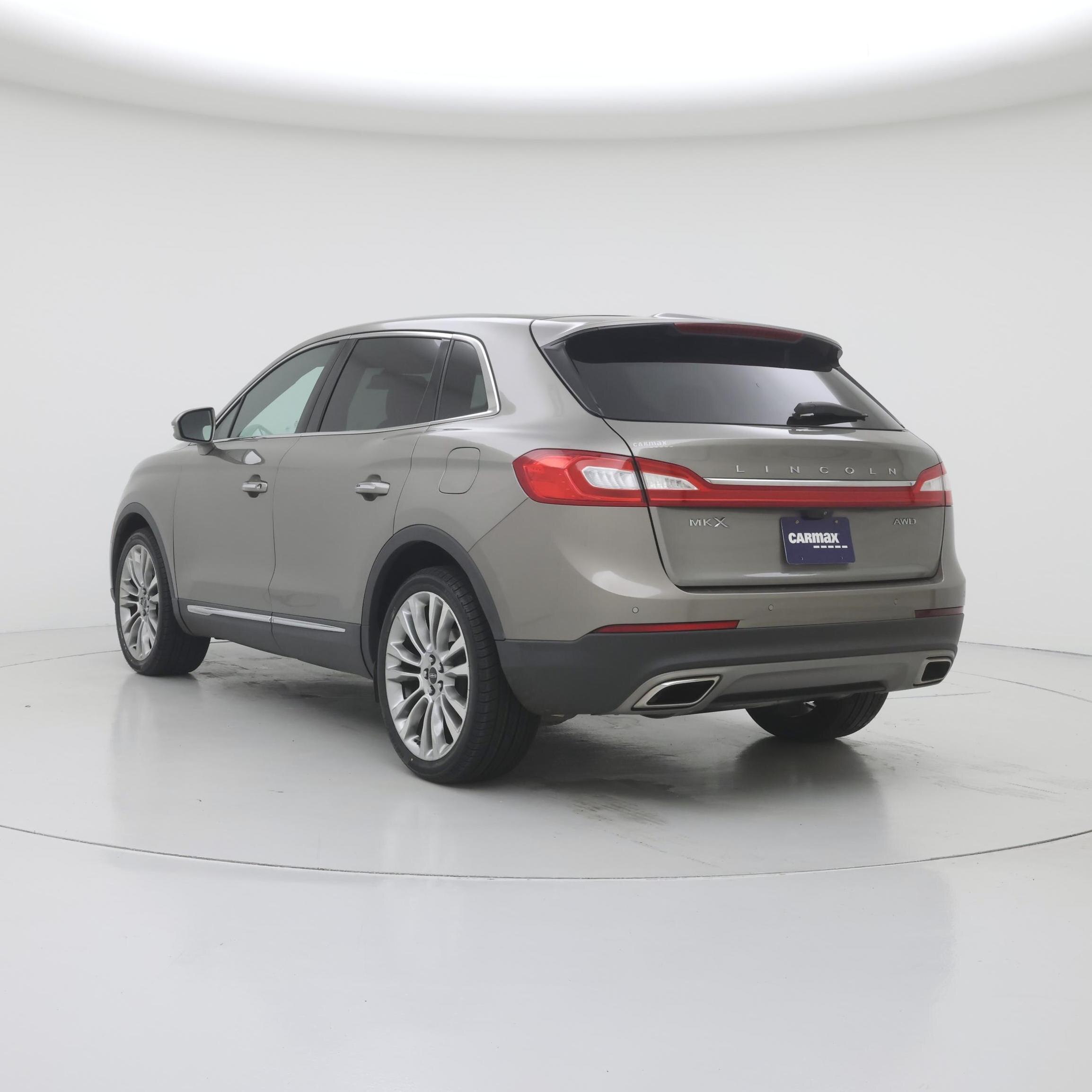 Thumbnail: 2016 Lincoln MKX - 2