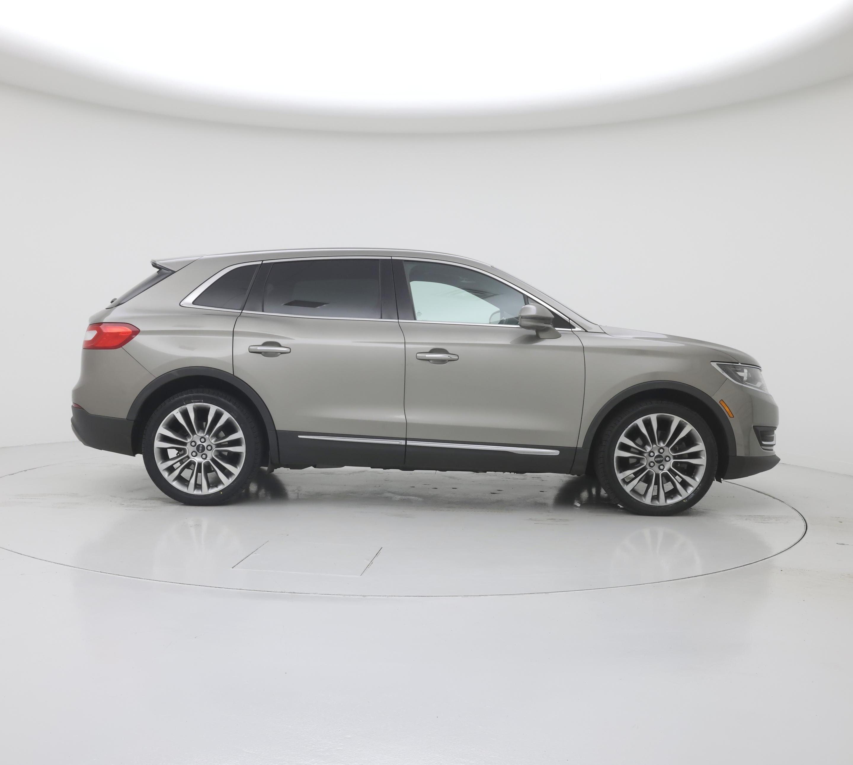 Thumbnail: 2016 Lincoln MKX - 7