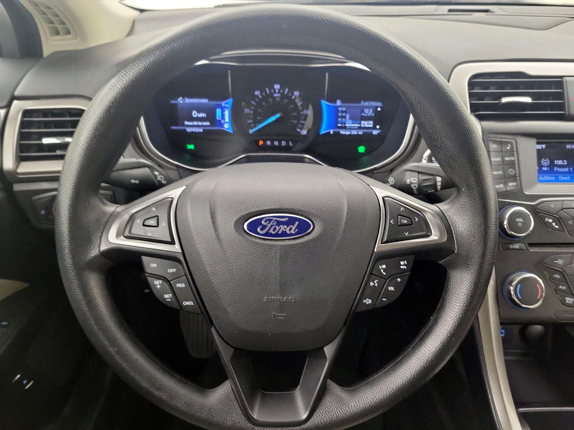 Thumbnail: 2017 Ford Fusion - 10