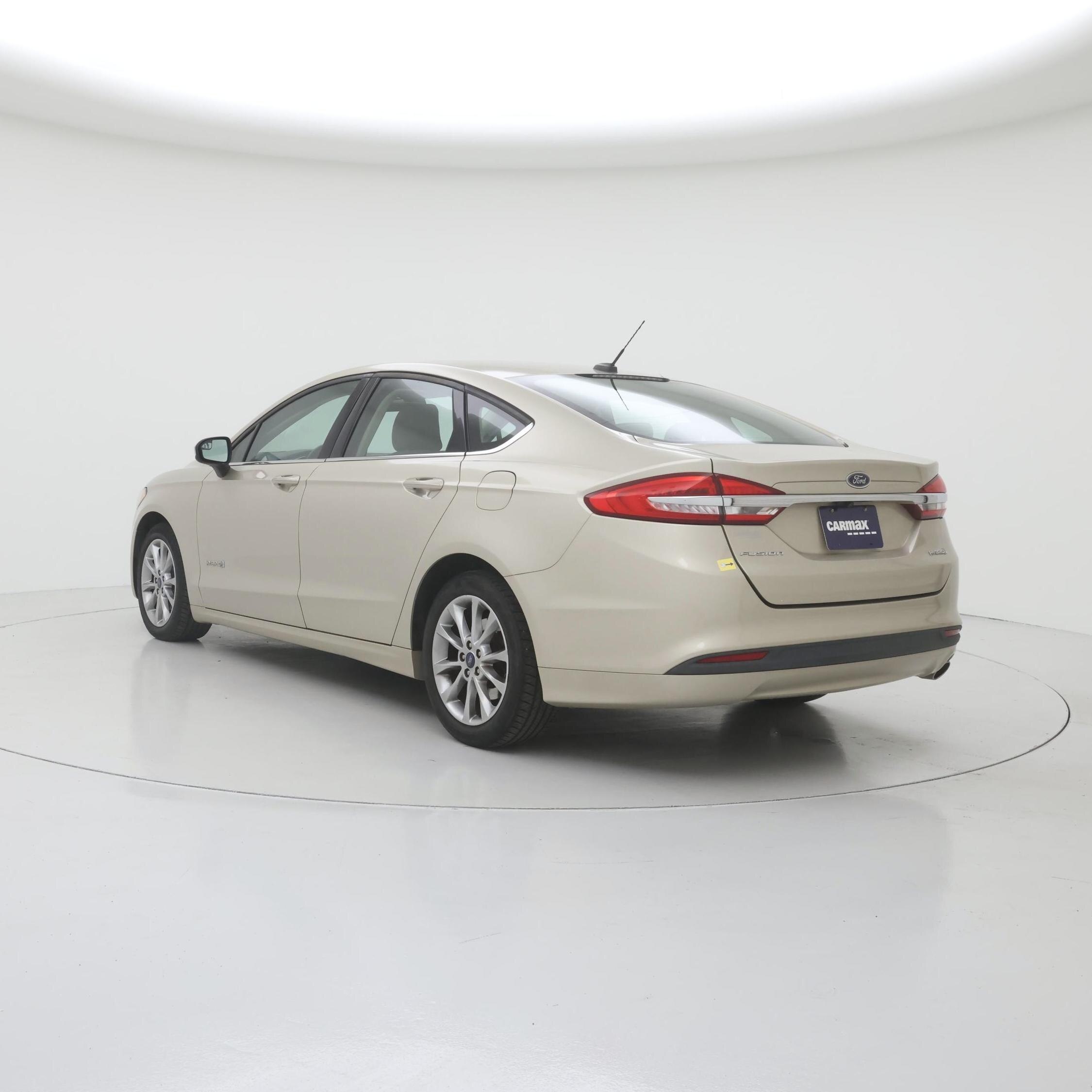 Thumbnail: 2017 Ford Fusion - 2
