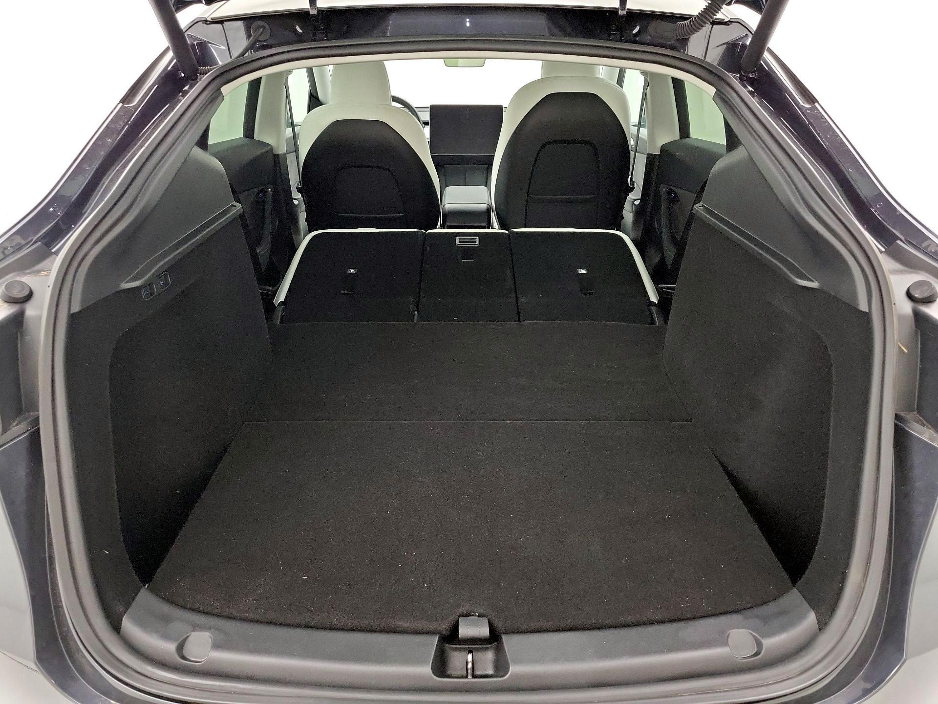 Thumbnail: 2024 Tesla Model Y - 20