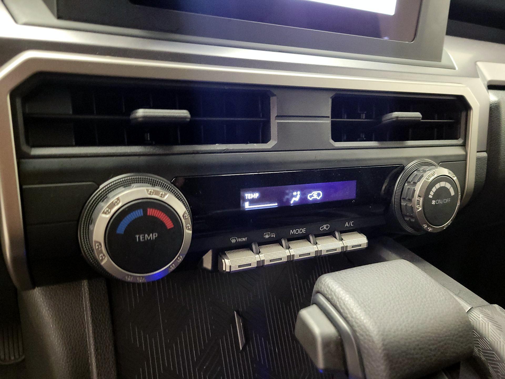 Thumbnail: 2025 Toyota 4Runner - 17