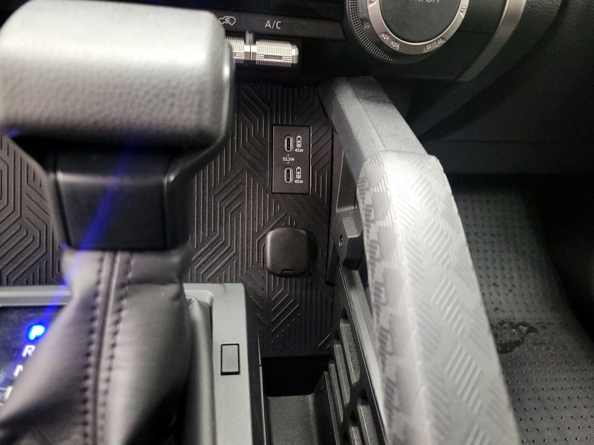 Thumbnail: 2025 Toyota 4Runner - 19