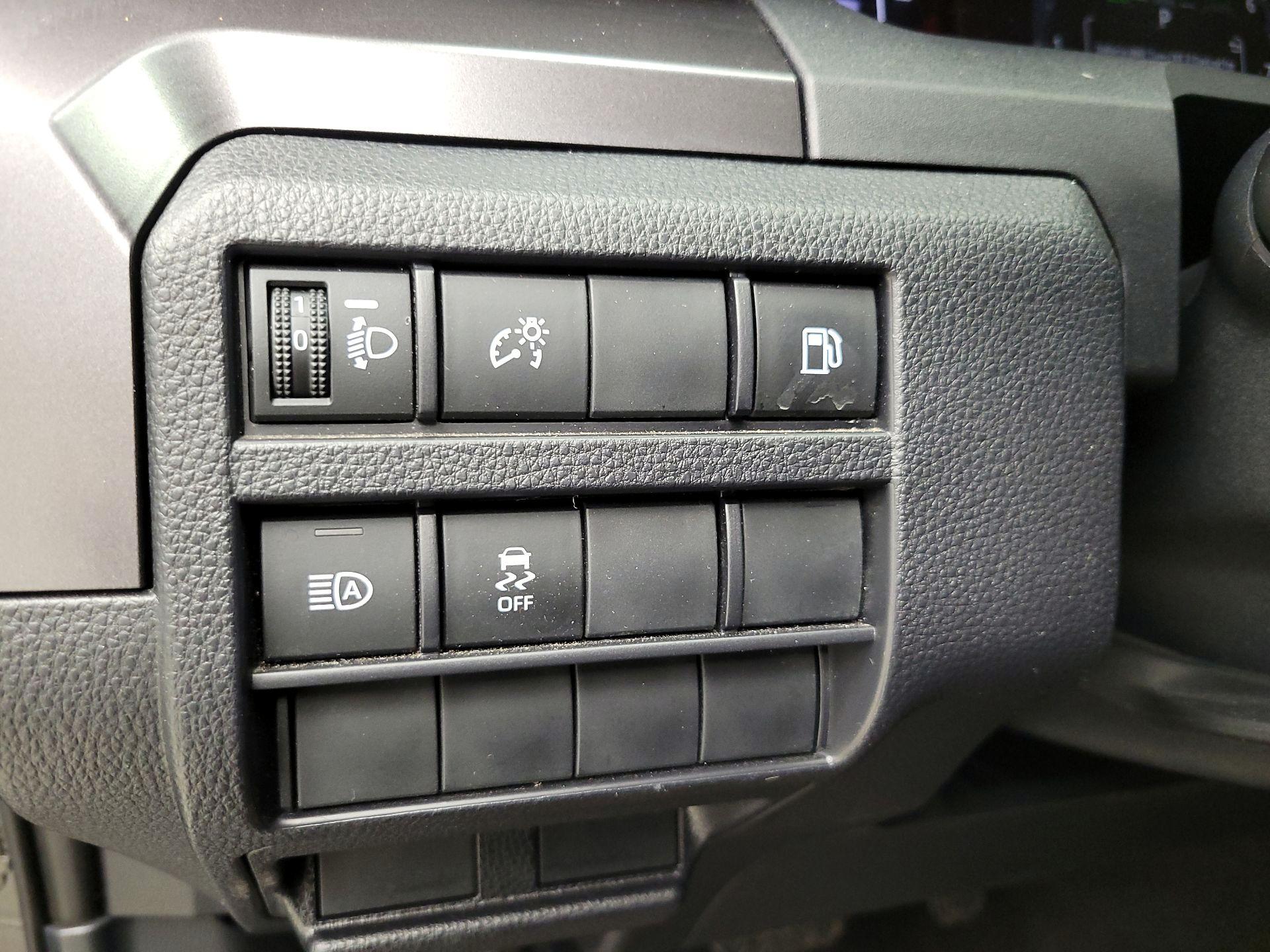 Thumbnail: 2025 Toyota 4Runner - 13