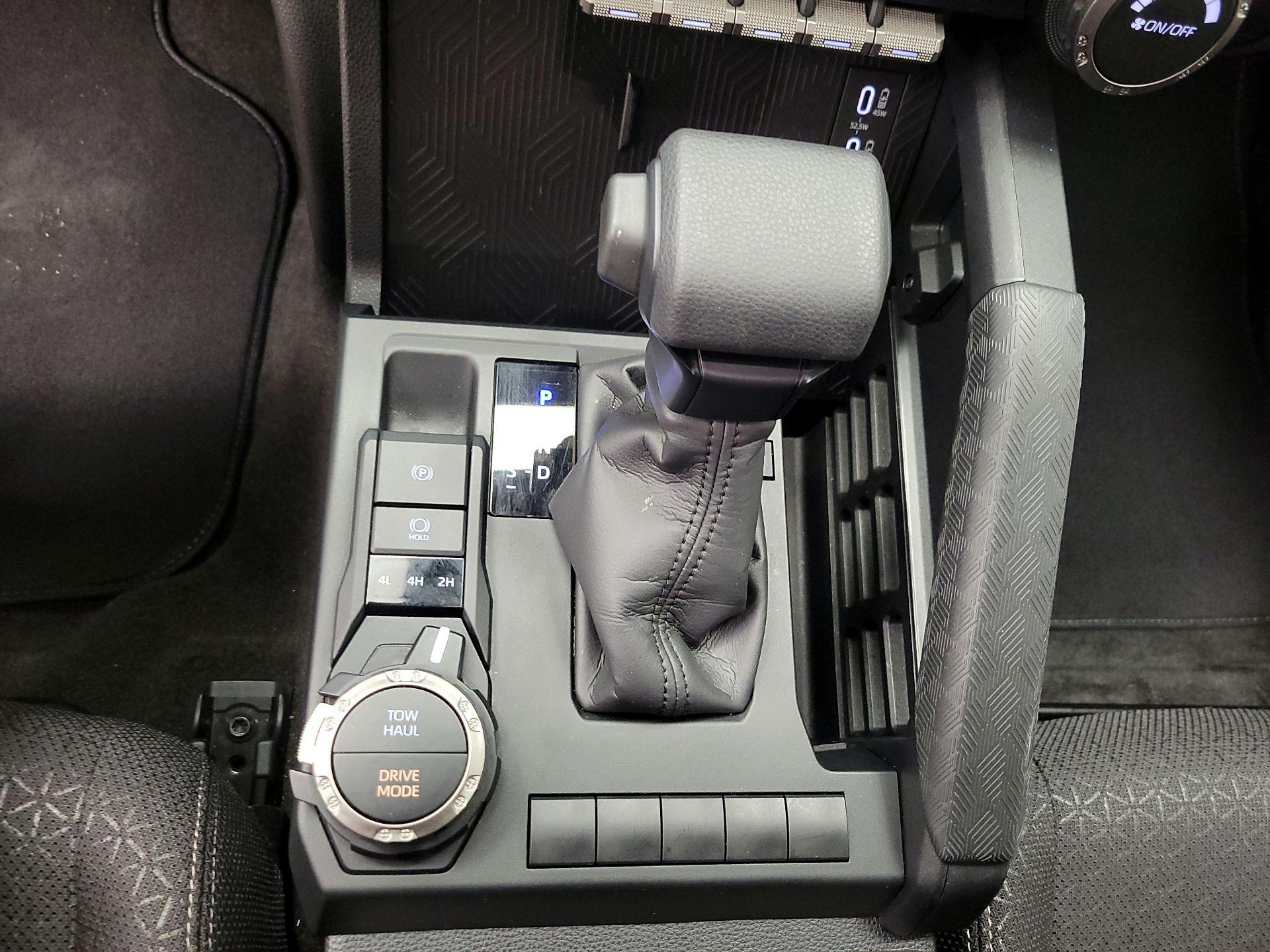 Thumbnail: 2025 Toyota 4Runner - 17