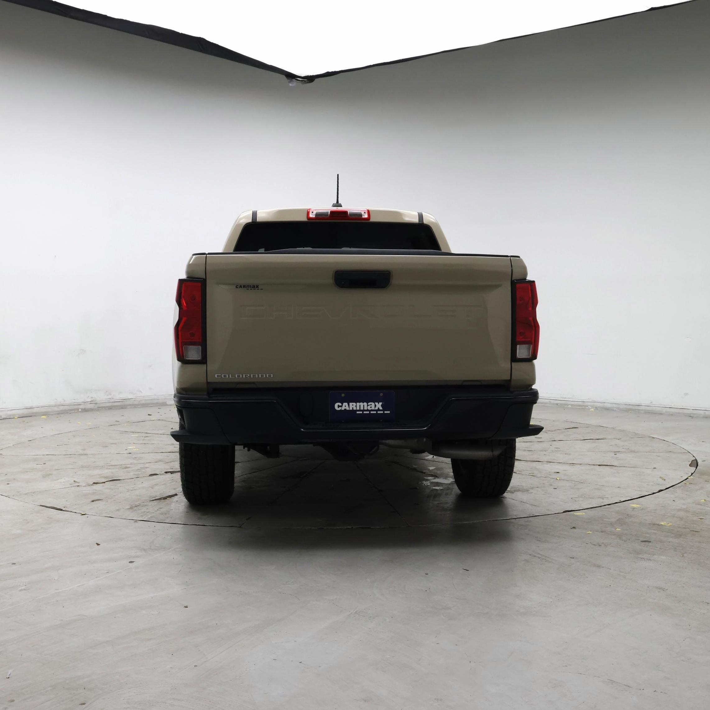 Thumbnail: 2023 Chevrolet Colorado - 6