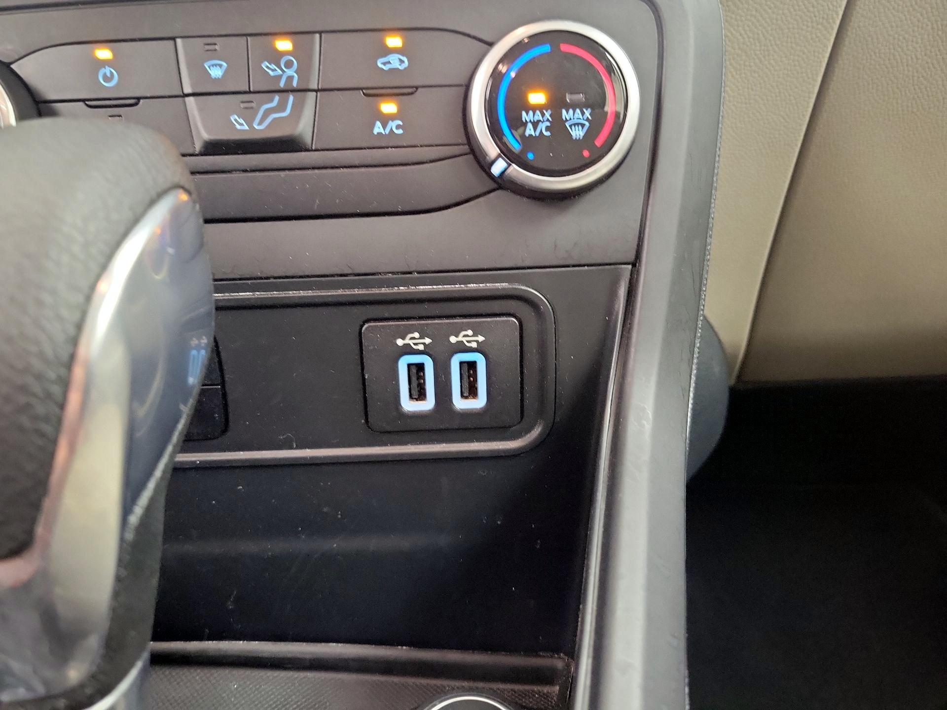 Thumbnail: 2021 Ford EcoSport - 18