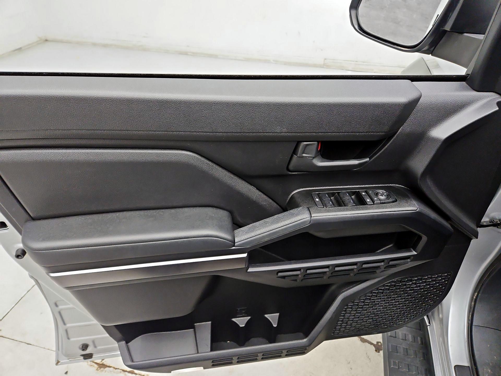 Thumbnail: 2025 Toyota 4Runner - 12