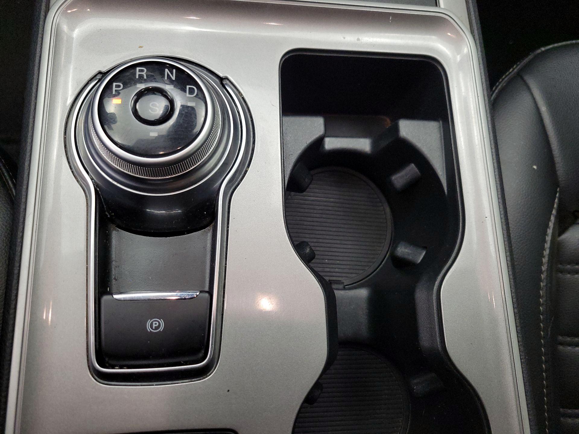 Thumbnail: 2024 Ford Edge - 18