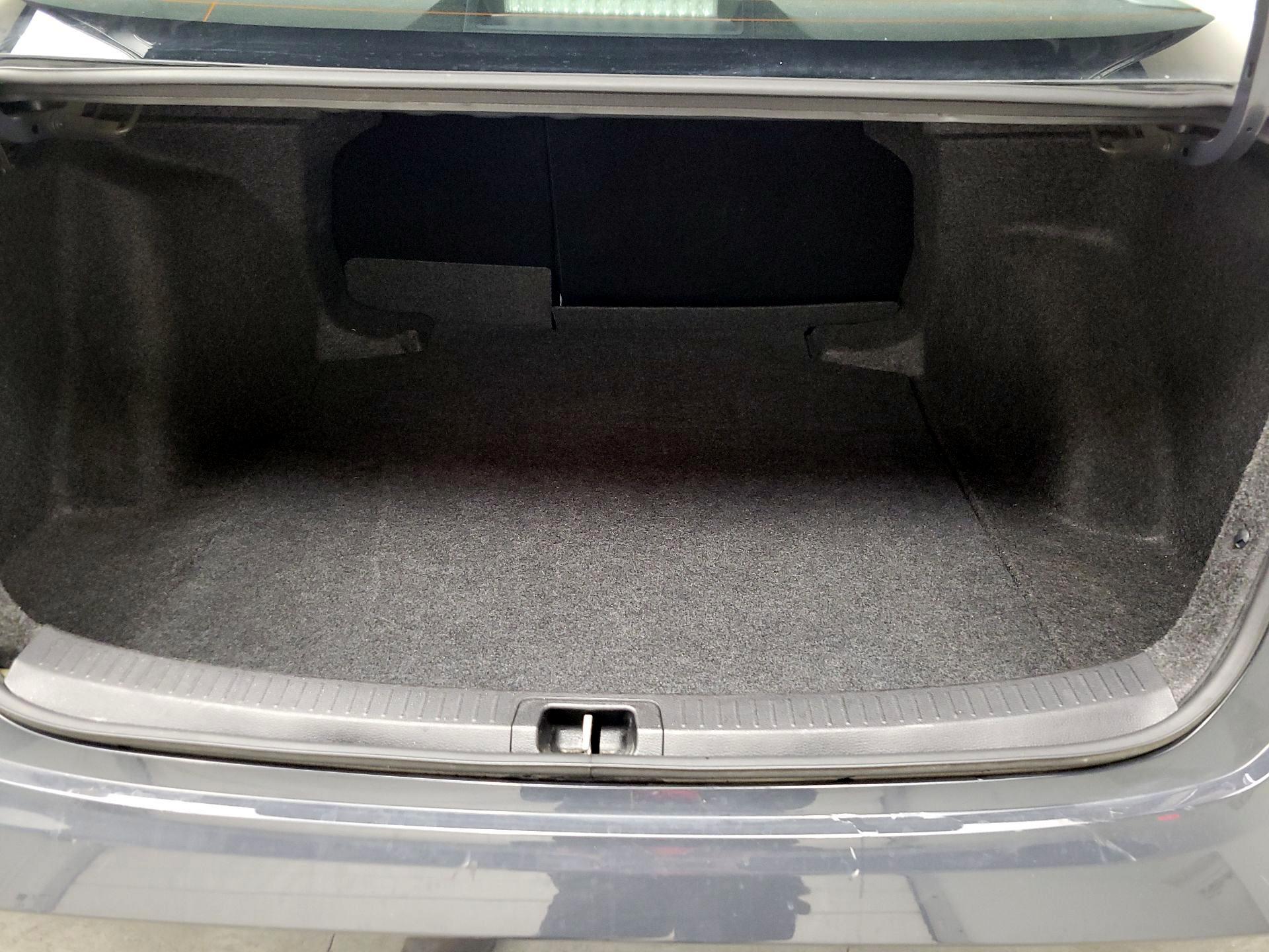 Thumbnail: 2025 Toyota Corolla - 20