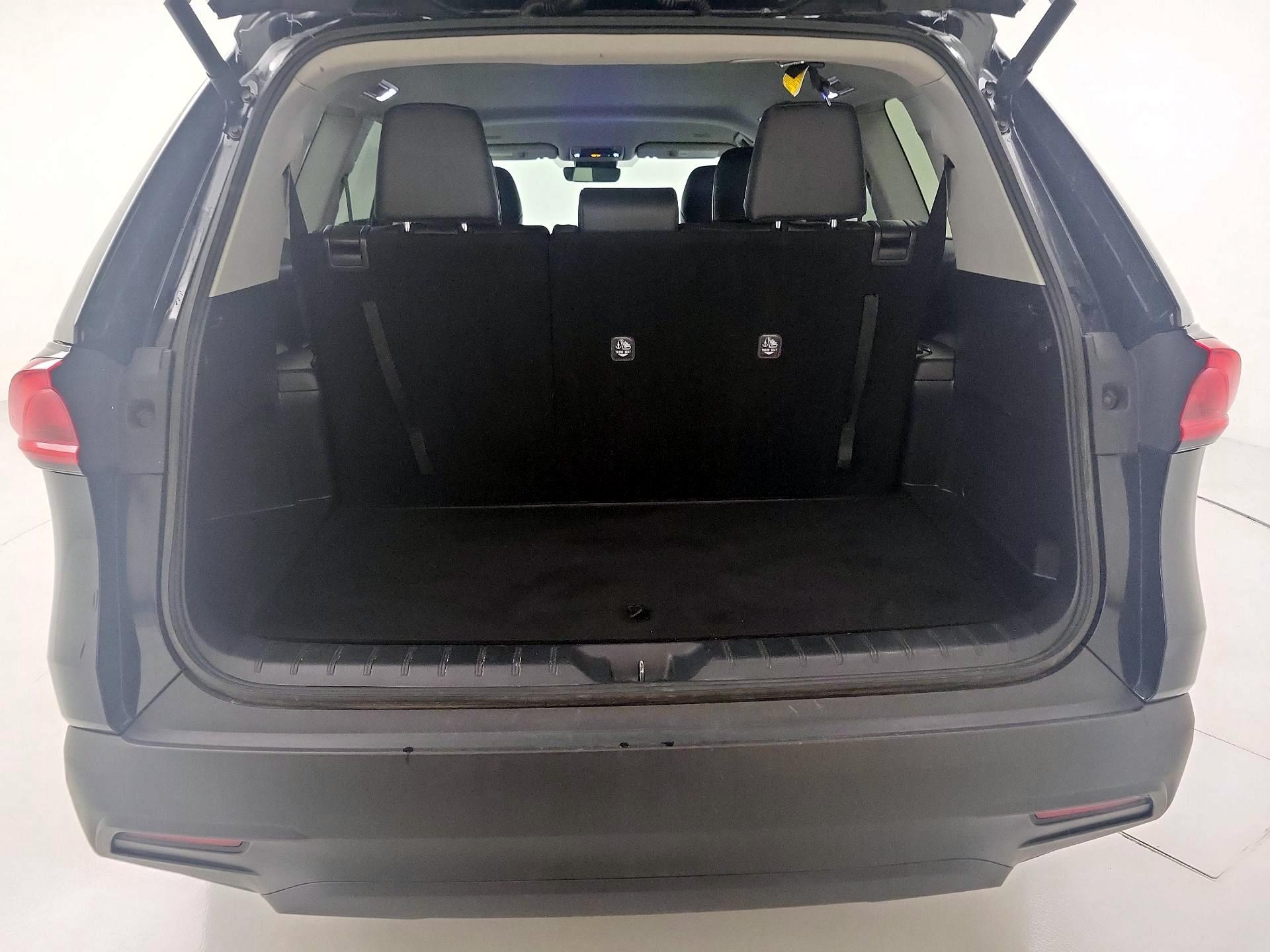 Thumbnail: 2025 Toyota Grand Highlander - 19