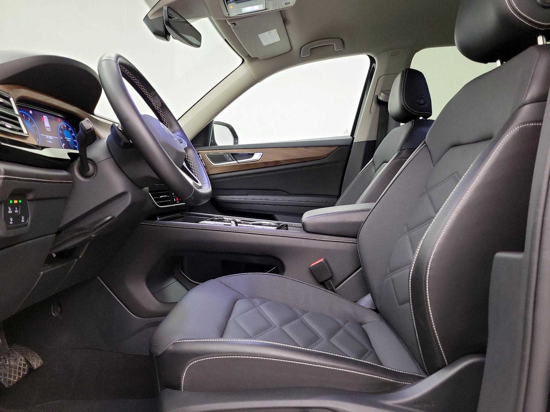 Thumbnail: 2025 Volkswagen Atlas - 11