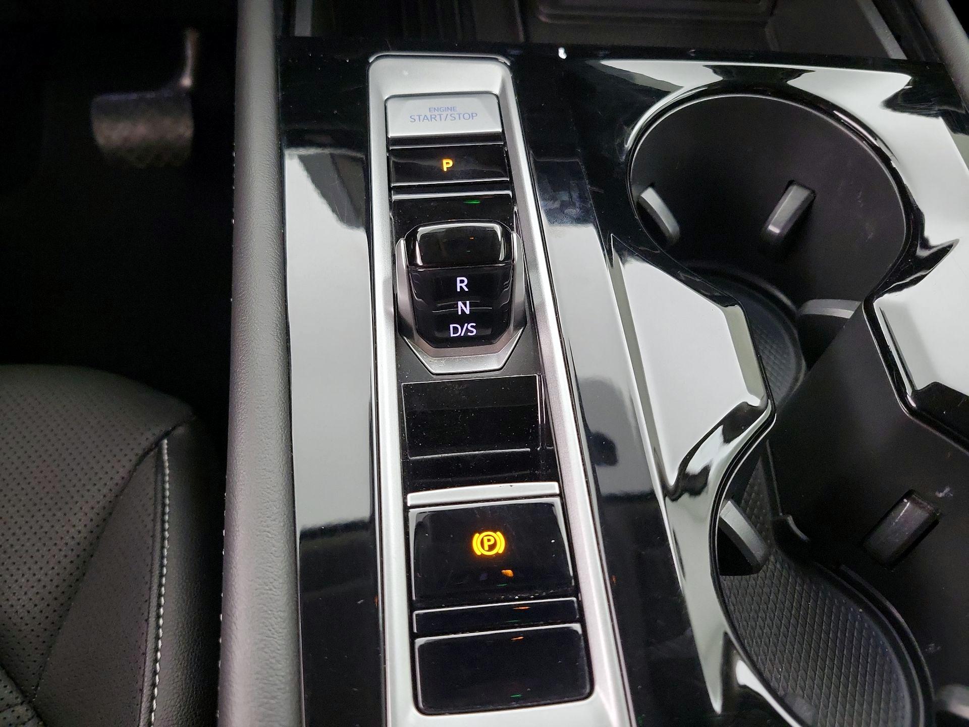 Thumbnail: 2025 Volkswagen Atlas - 17