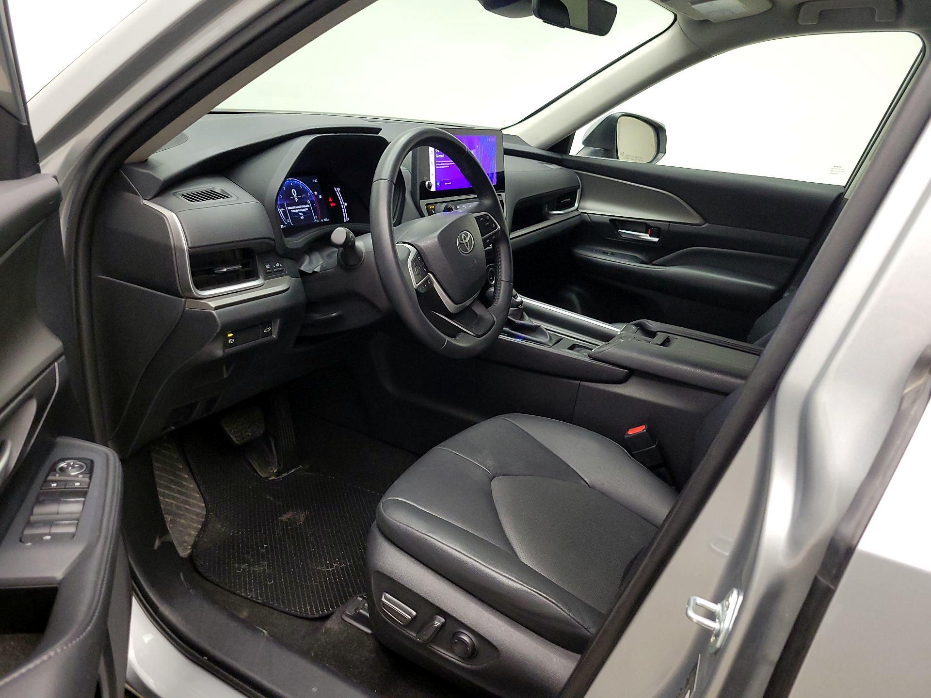 Thumbnail: 2025 Toyota Grand Highlander - 11