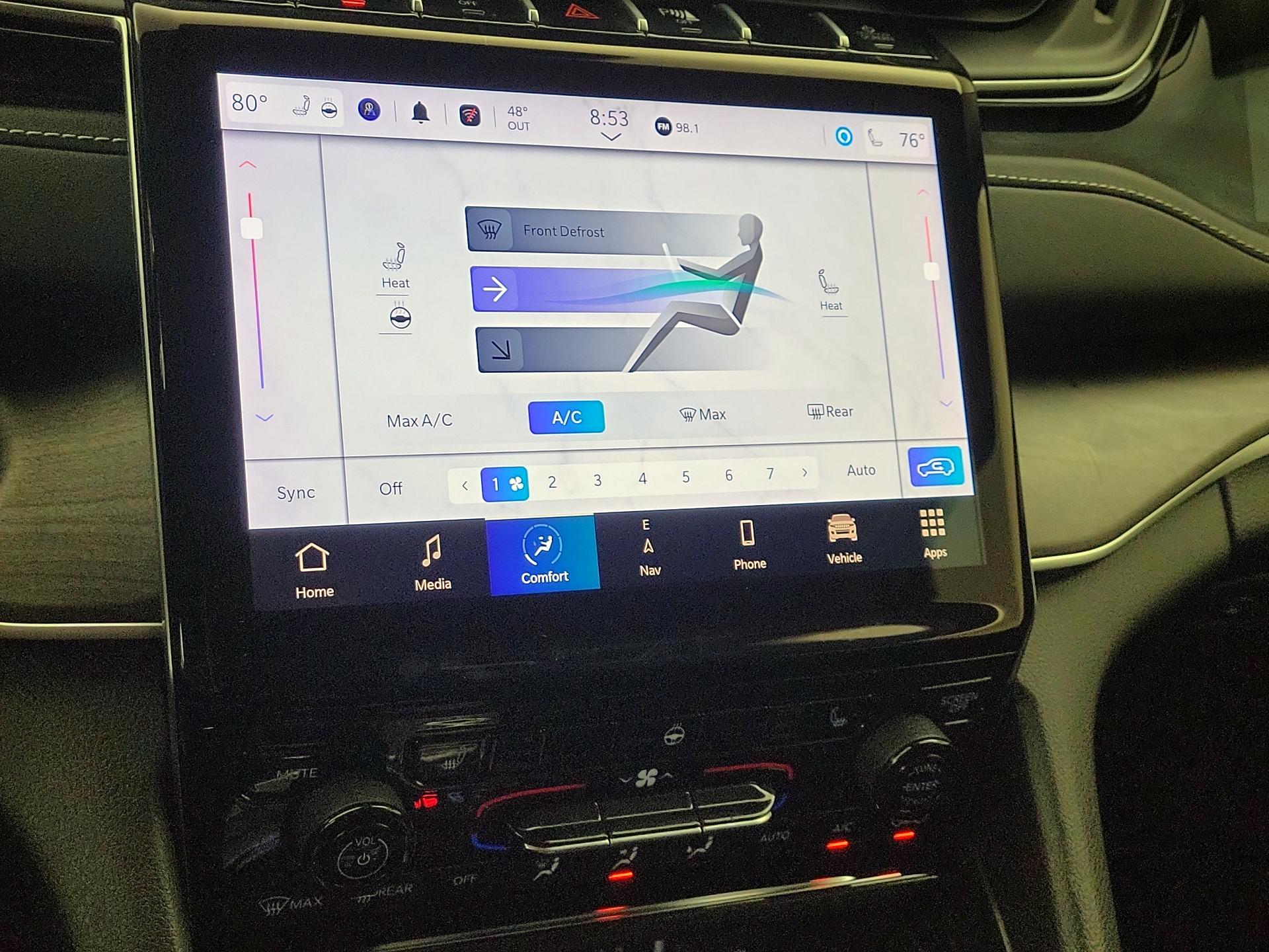 Thumbnail: 2023 Jeep Grand Cherokee - 17