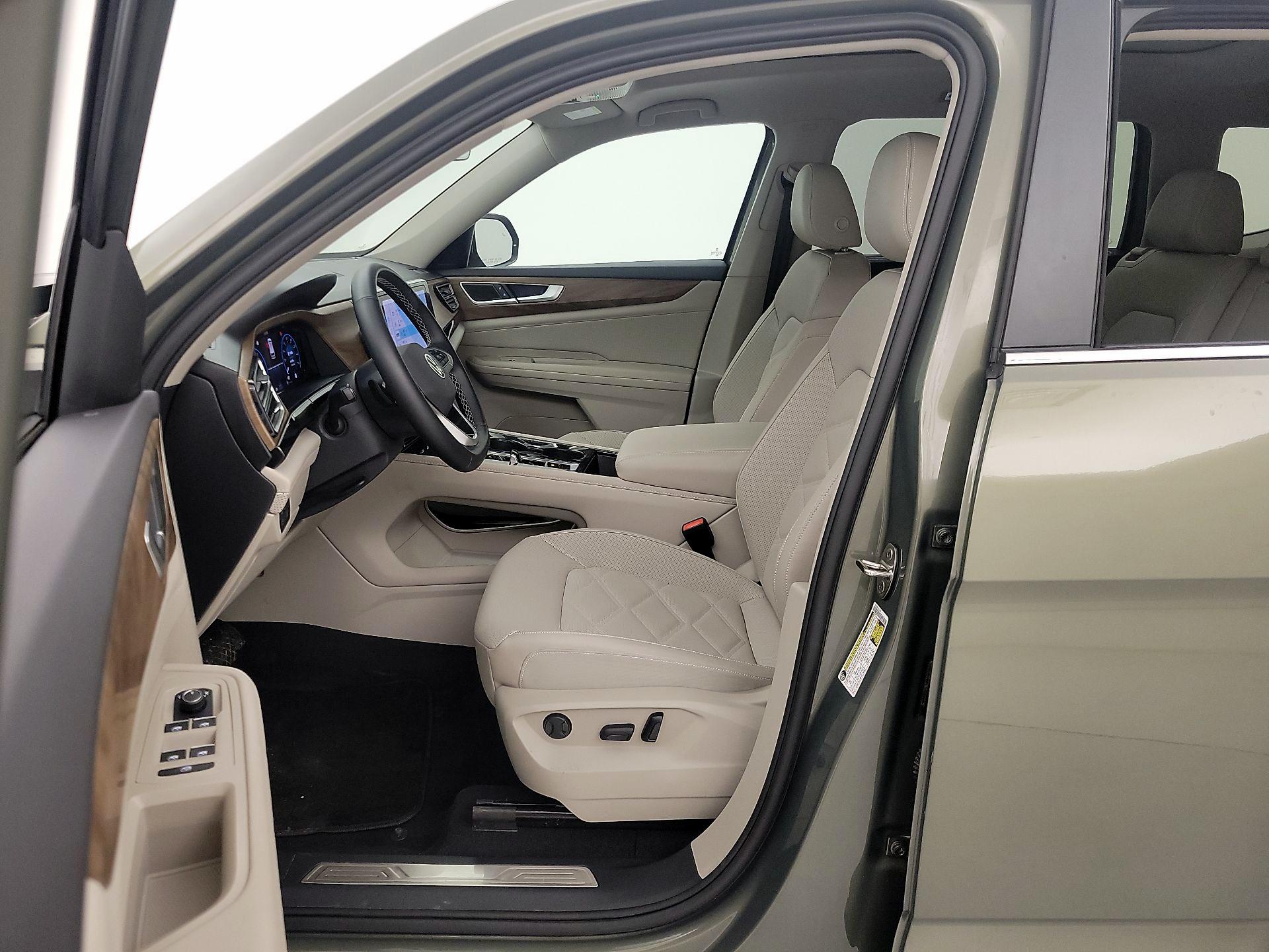 Thumbnail: 2025 Volkswagen Atlas - 11