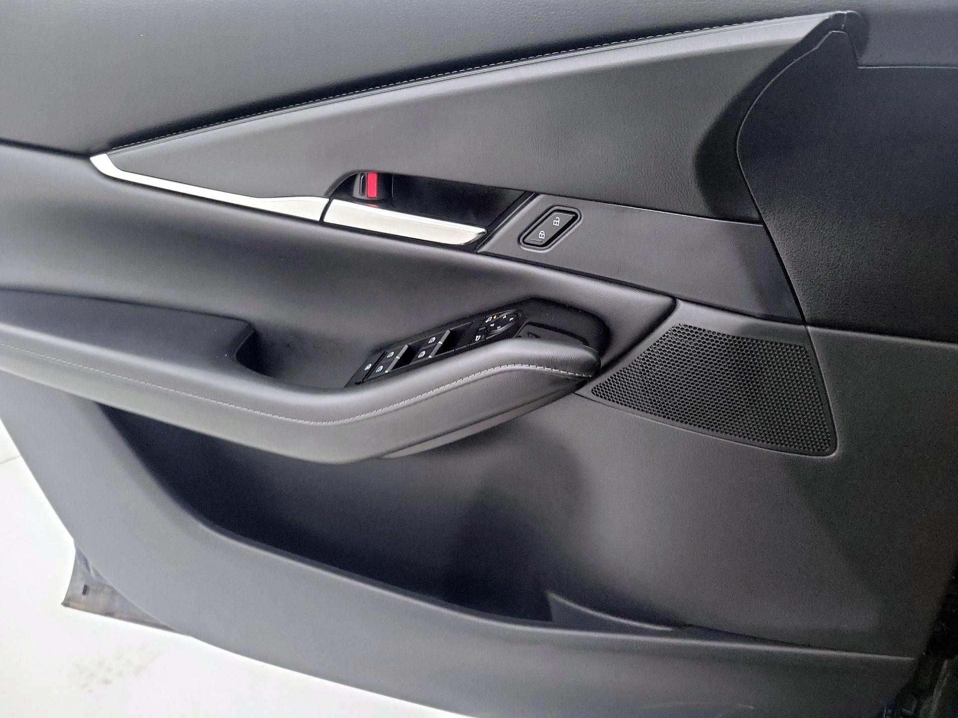 Thumbnail: 2025 Mazda CX-30 - 12