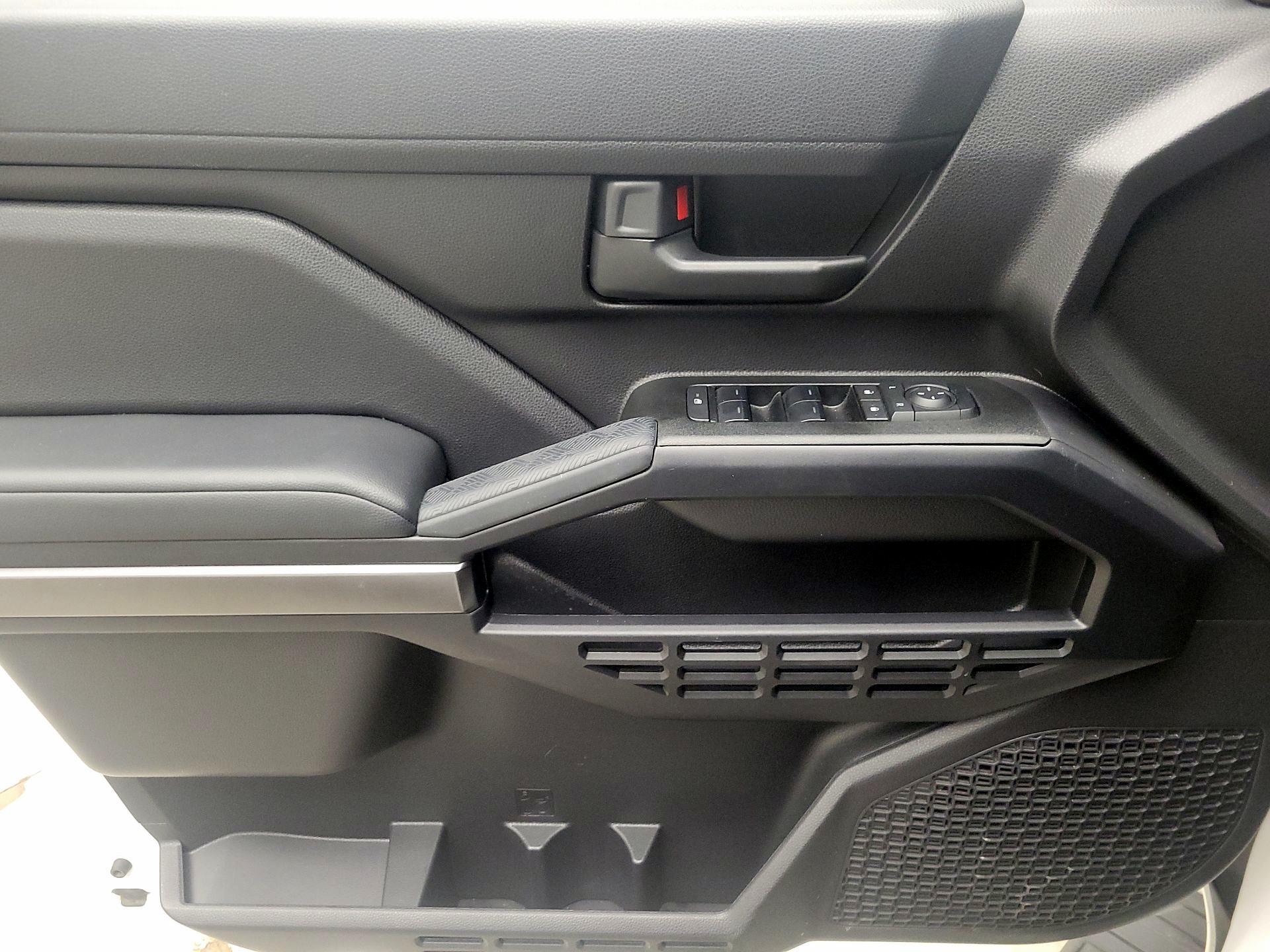 Thumbnail: 2025 Toyota 4Runner - 12