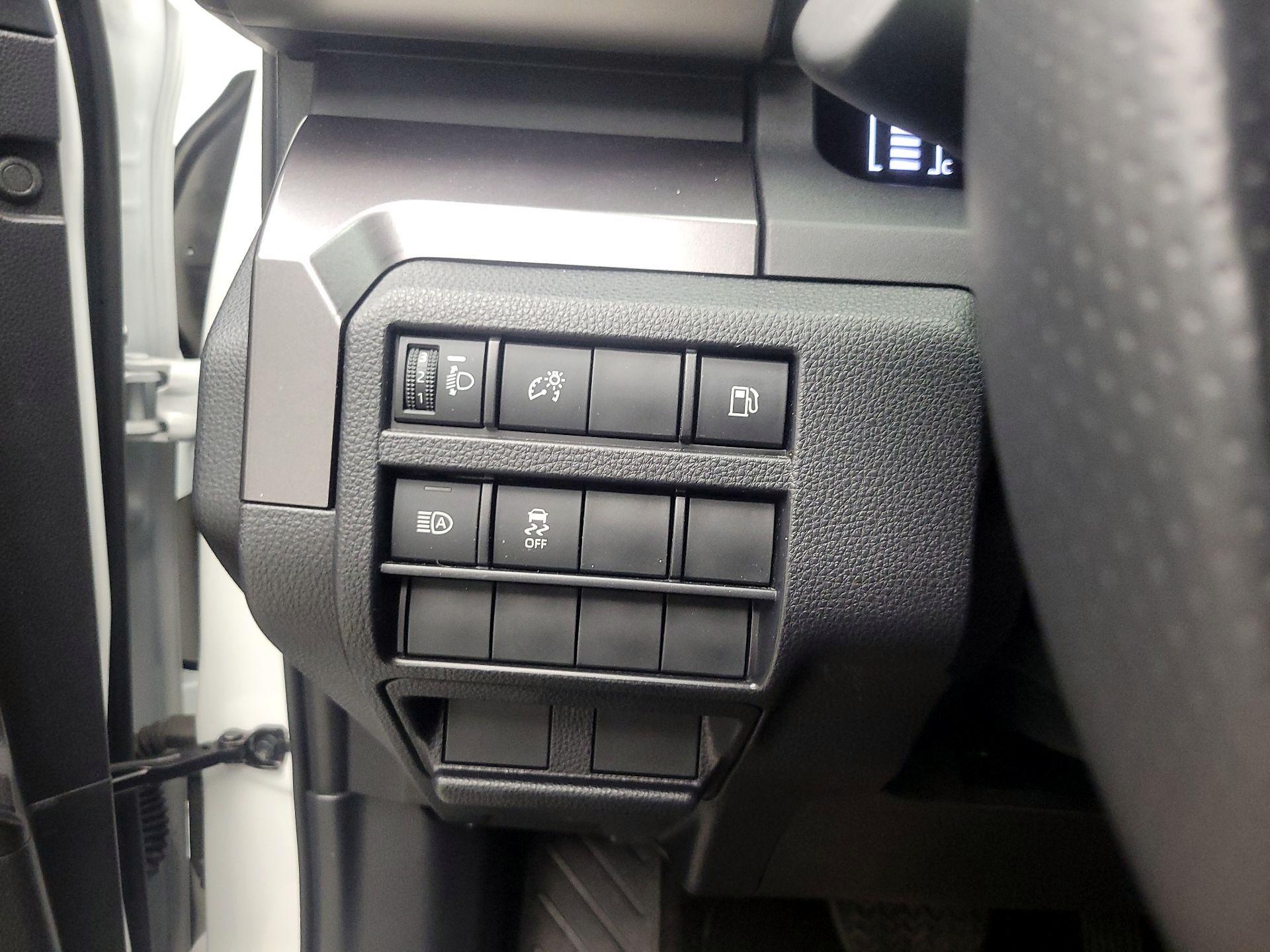 Thumbnail: 2025 Toyota 4Runner - 13