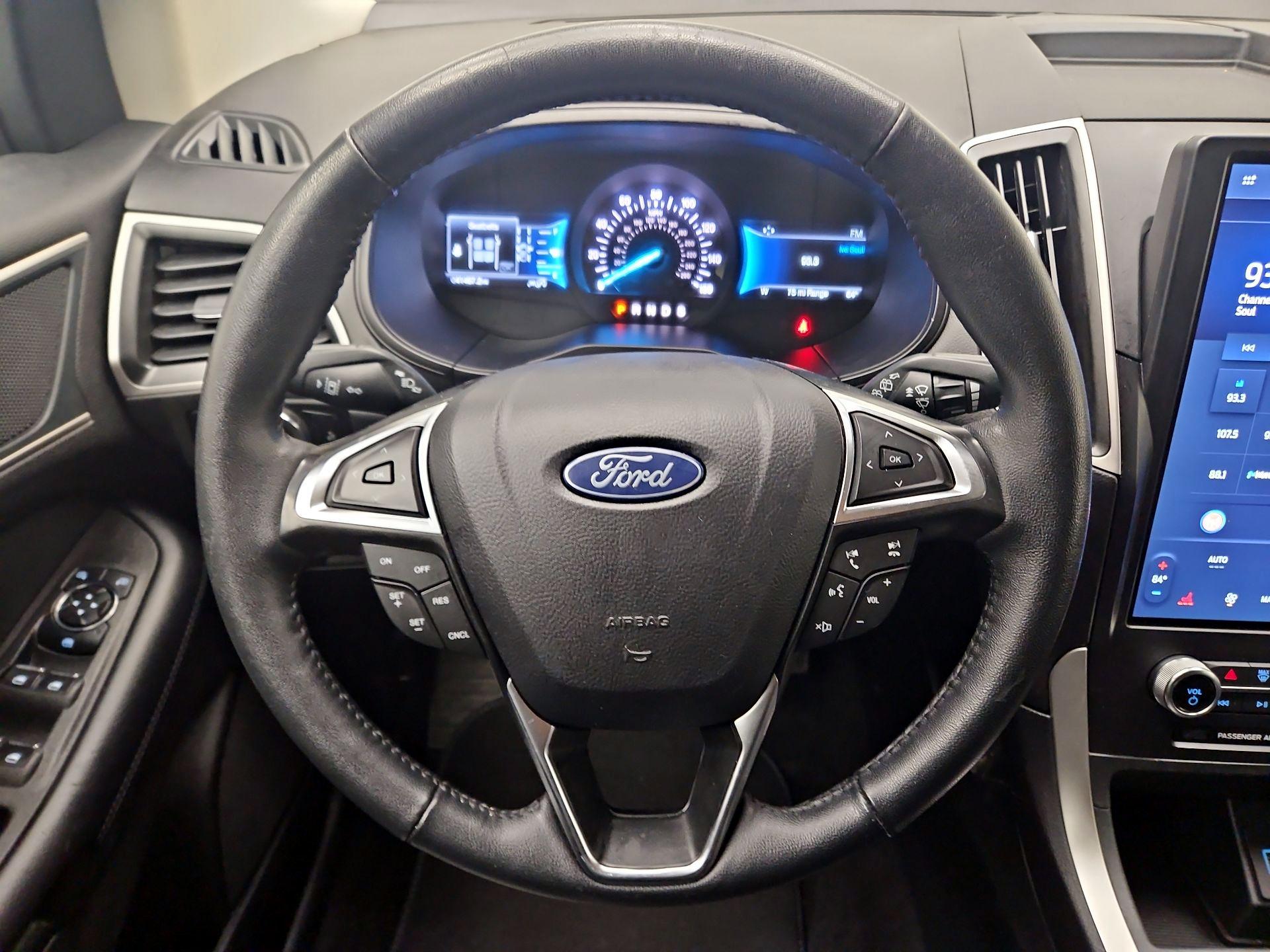 Thumbnail: 2024 Ford Edge - 10