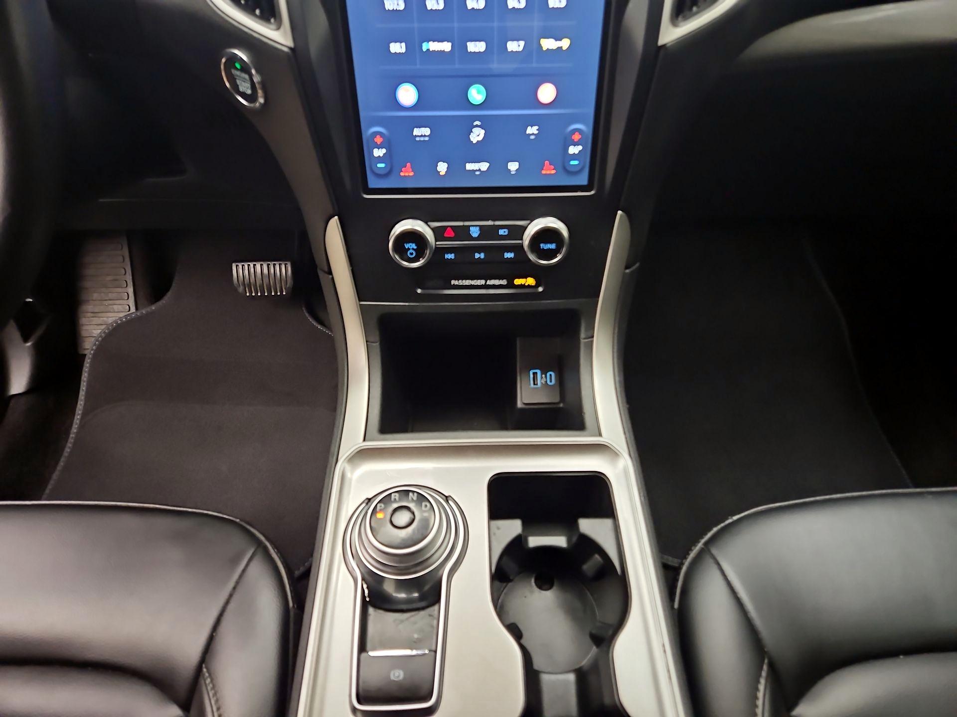 Thumbnail: 2024 Ford Edge - 17