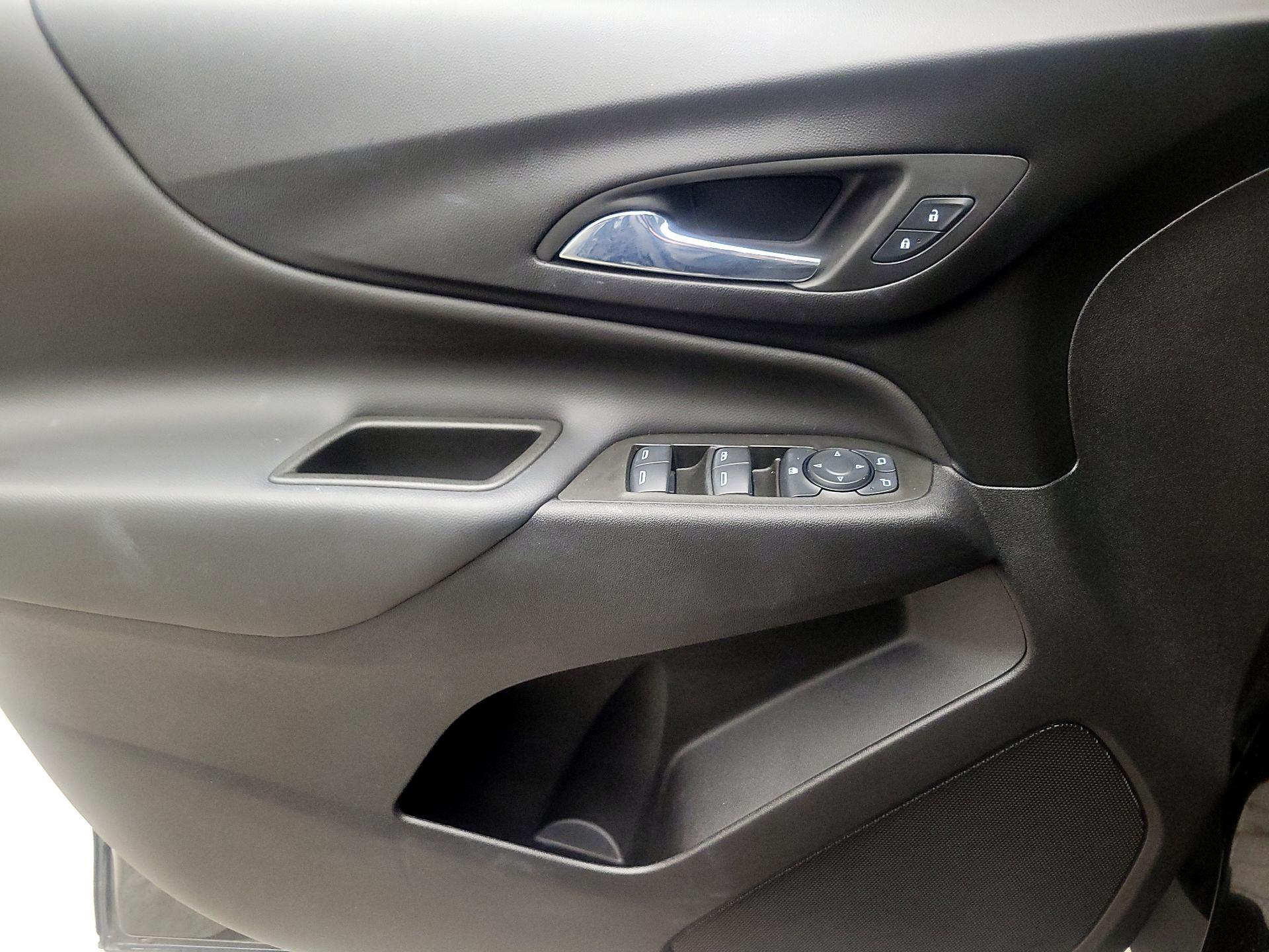 Thumbnail: 2024 Chevrolet Equinox - 12