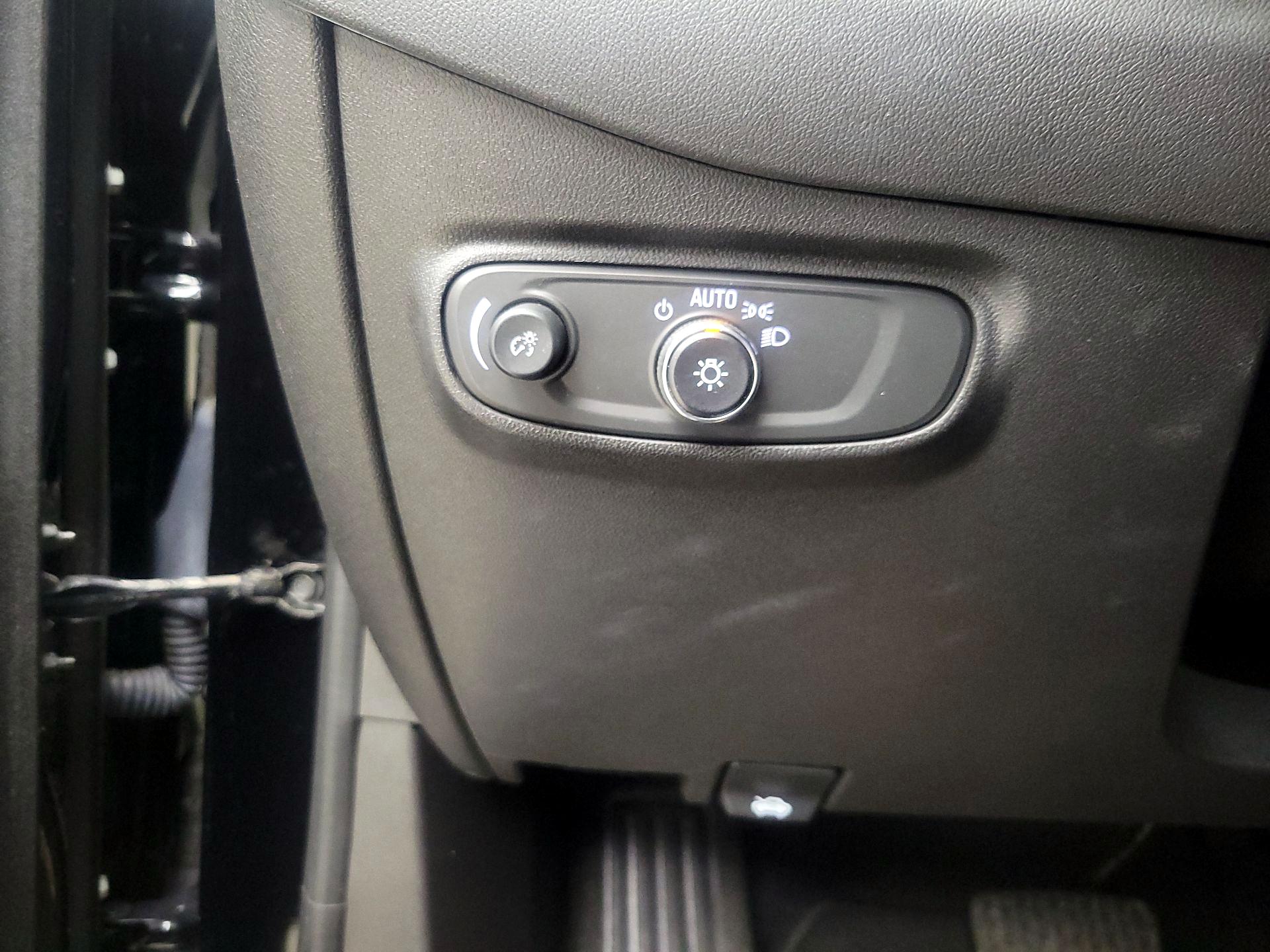 Thumbnail: 2024 Chevrolet Equinox - 13