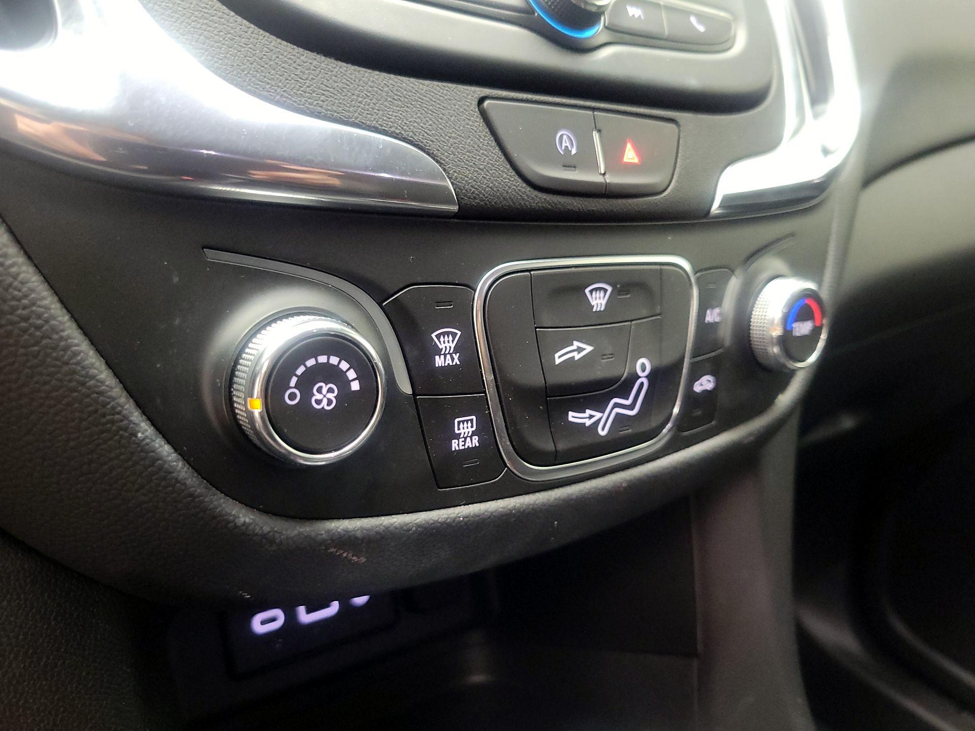 Thumbnail: 2024 Chevrolet Equinox - 16