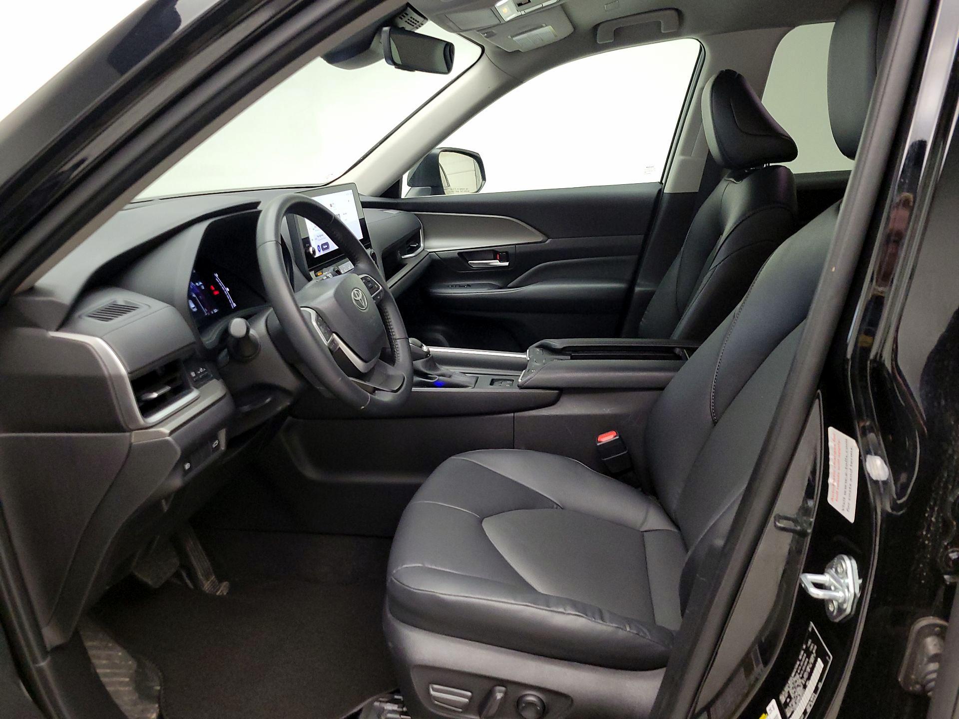 Thumbnail: 2025 Toyota Grand Highlander - 11