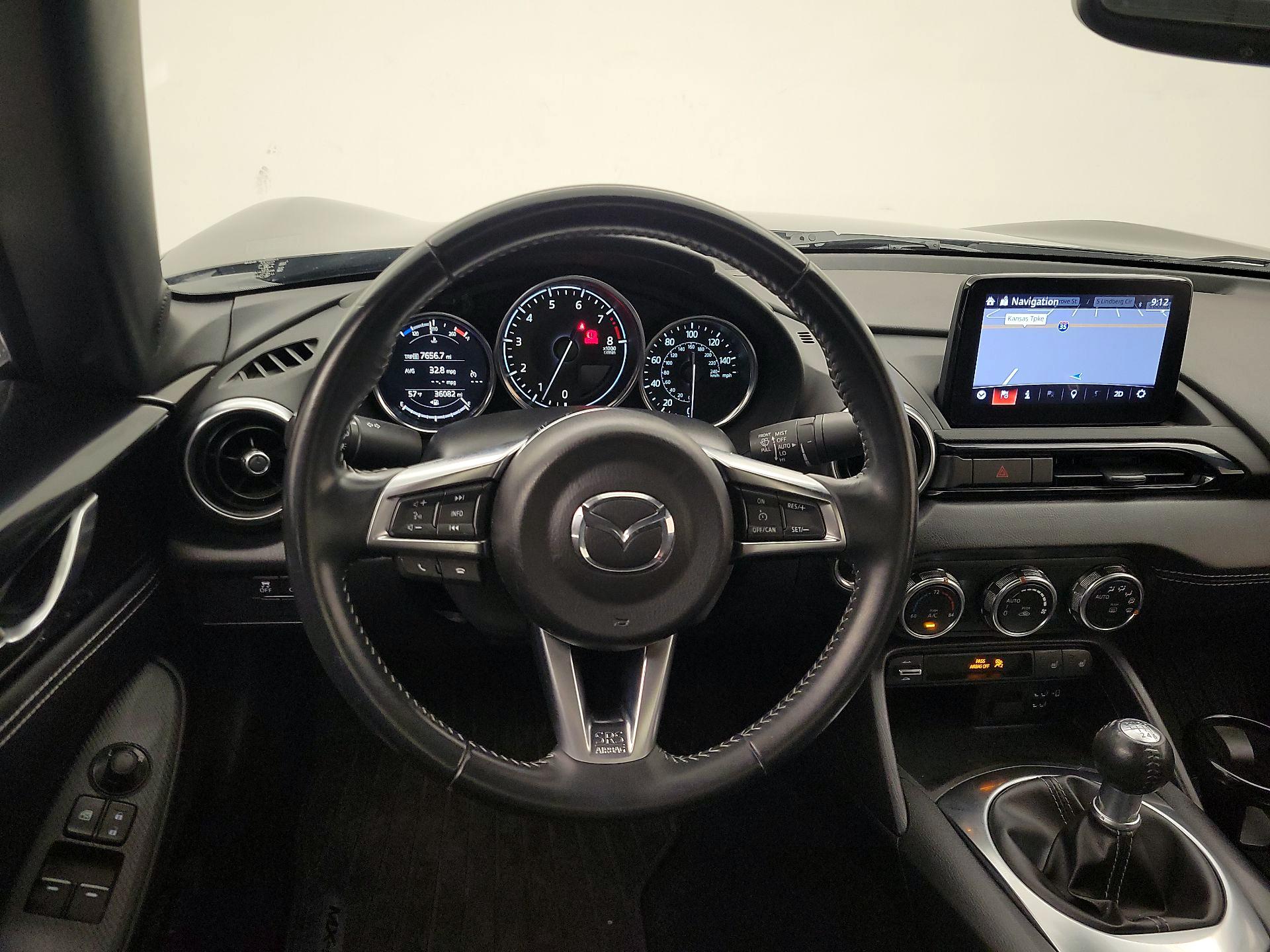 Thumbnail: 2021 Mazda MX-5 Miata - 10