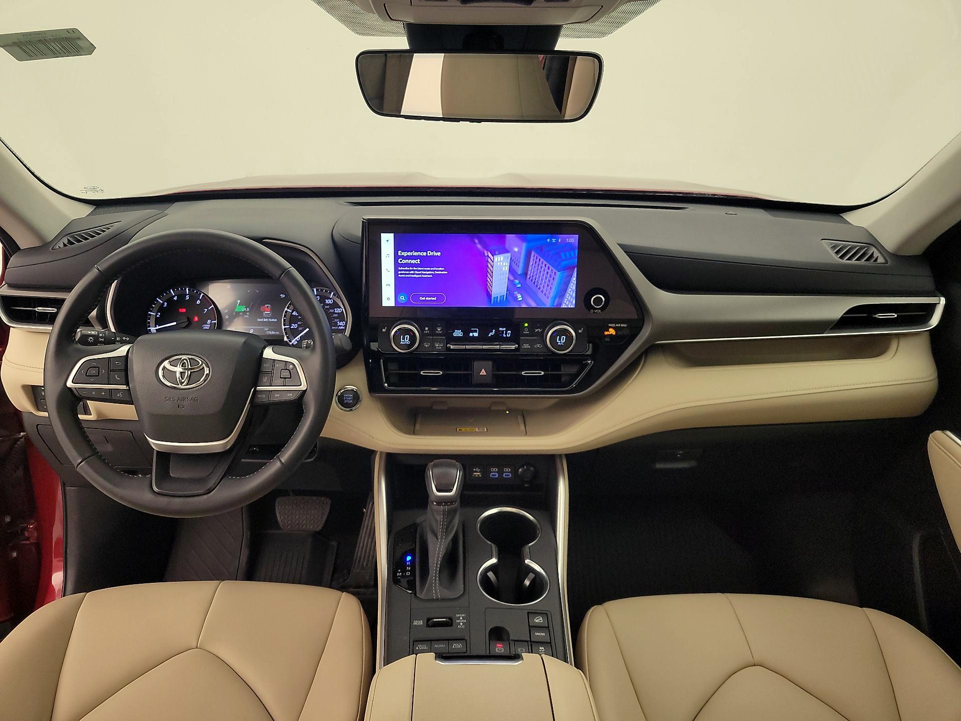 Thumbnail: 2023 Toyota Highlander - 9